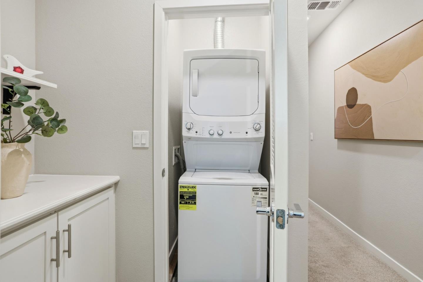 Detail Gallery Image 21 of 25 For 1958 Galileo Ln, San Jose,  CA 95133 - 3 Beds | 3 Baths