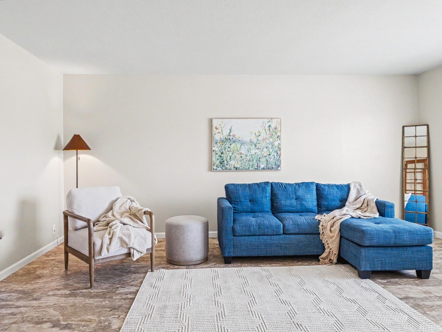 Detail Gallery Image 2 of 31 For 6455 Kensington Pl, Gilroy,  CA 95020 - 4 Beds | 2 Baths