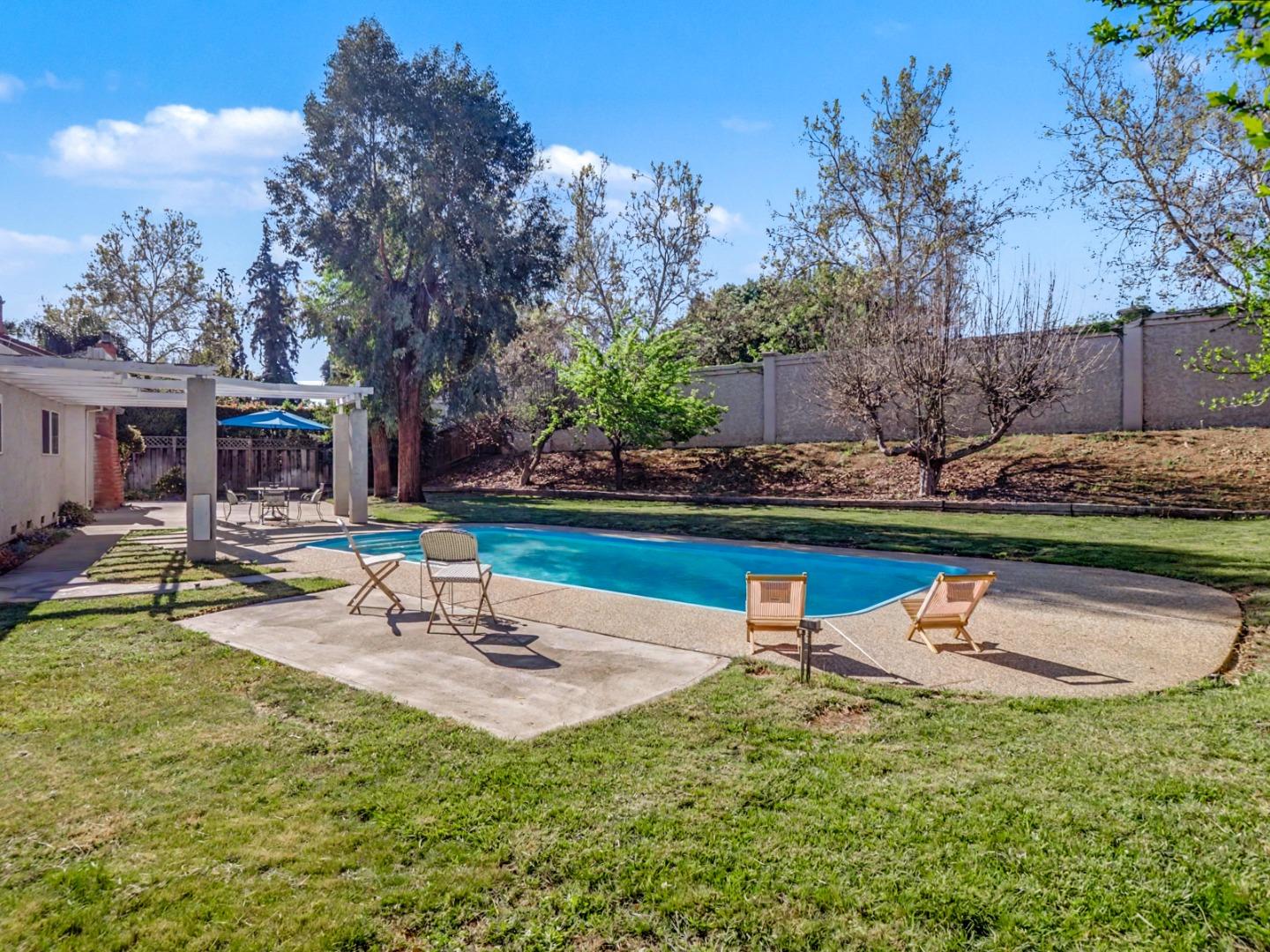 Detail Gallery Image 26 of 31 For 6455 Kensington Pl, Gilroy,  CA 95020 - 4 Beds | 2 Baths