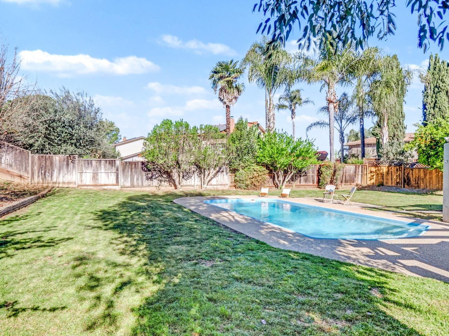 Detail Gallery Image 29 of 31 For 6455 Kensington Pl, Gilroy,  CA 95020 - 4 Beds | 2 Baths