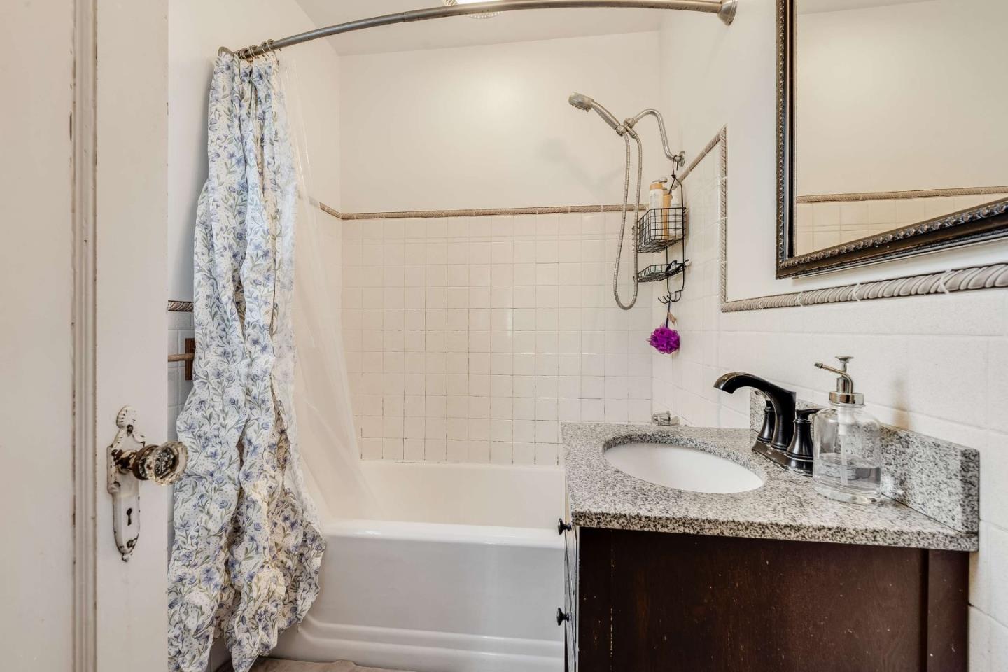 Detail Gallery Image 30 of 37 For 798 Hudson St, Redwood City,  CA 94061 - 2 Beds | 2 Baths