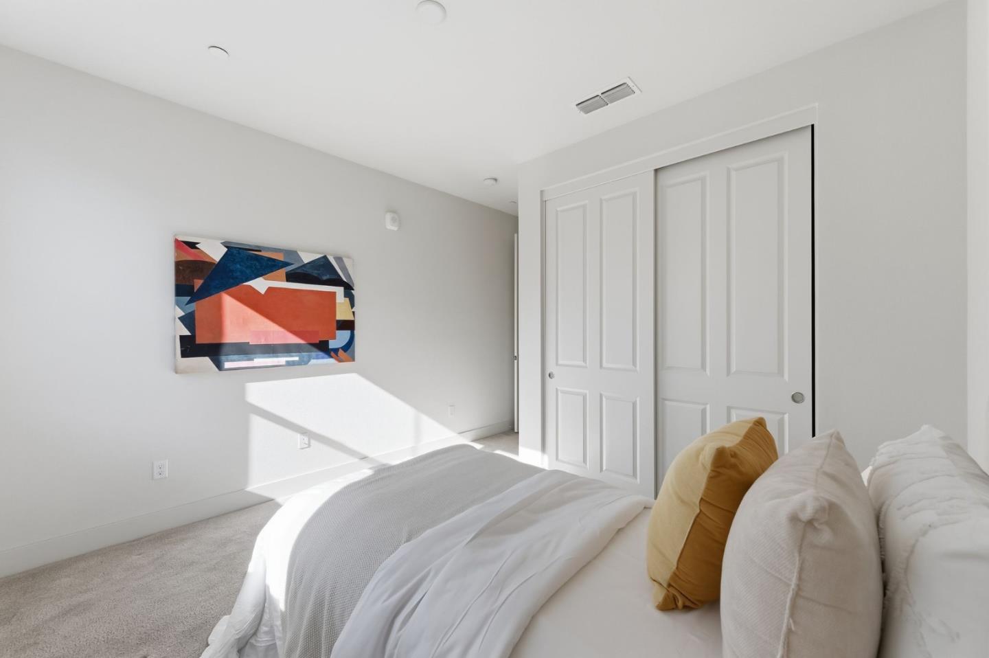 Detail Gallery Image 17 of 21 For 692 Amalfi Loop, Milpitas,  CA 95035 - 3 Beds | 3 Baths