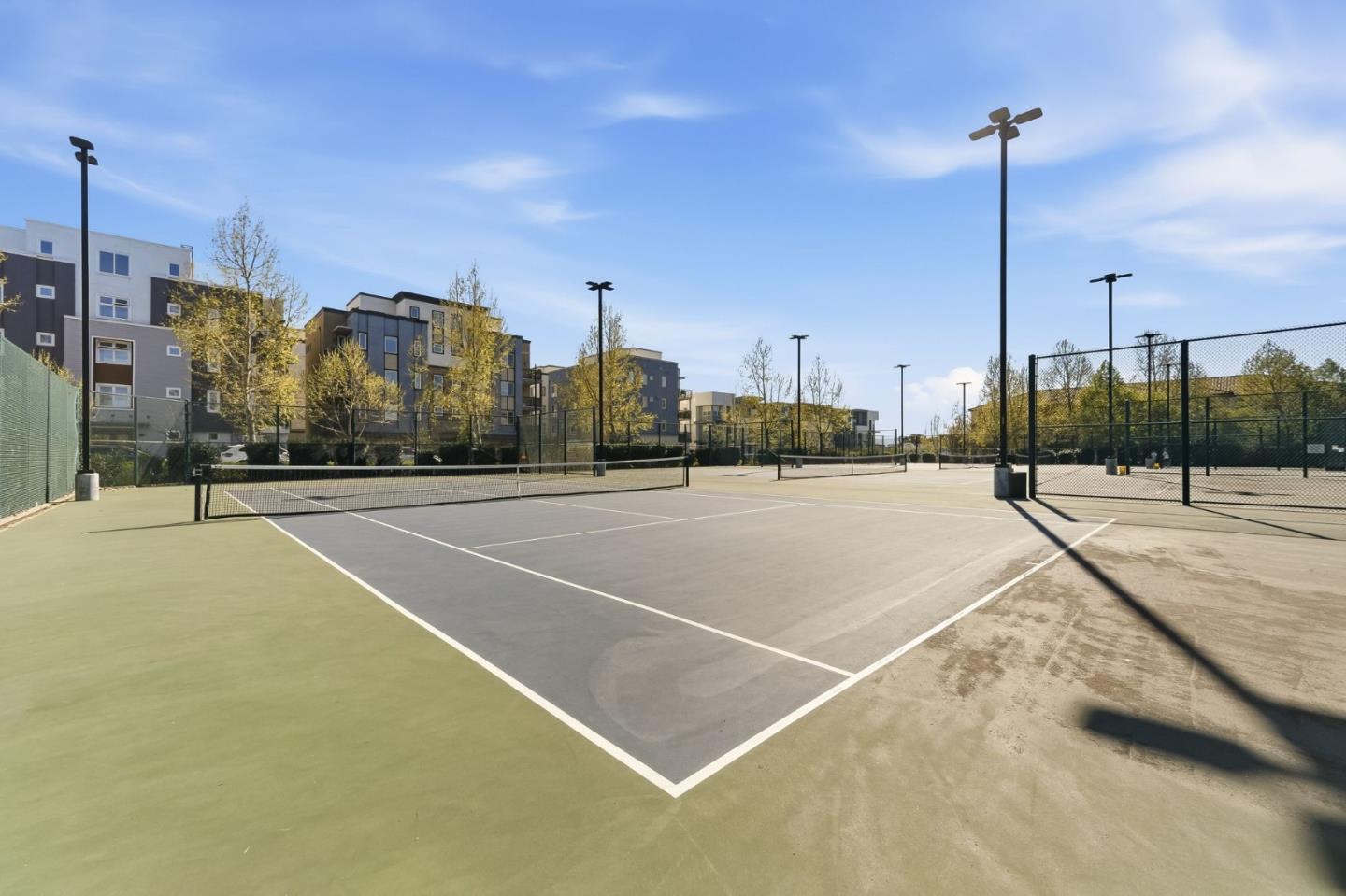 Detail Gallery Image 20 of 21 For 692 Amalfi Loop, Milpitas,  CA 95035 - 3 Beds | 3 Baths