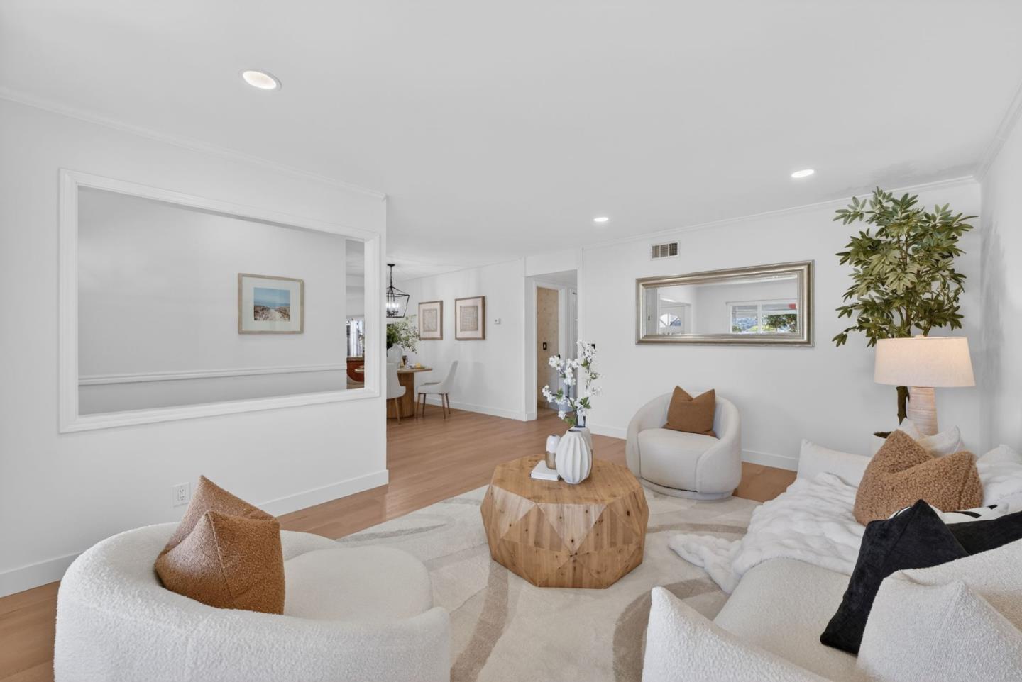 Detail Gallery Image 4 of 37 For 619 Pima Dr, San Jose,  CA 95123 - 3 Beds | 2 Baths