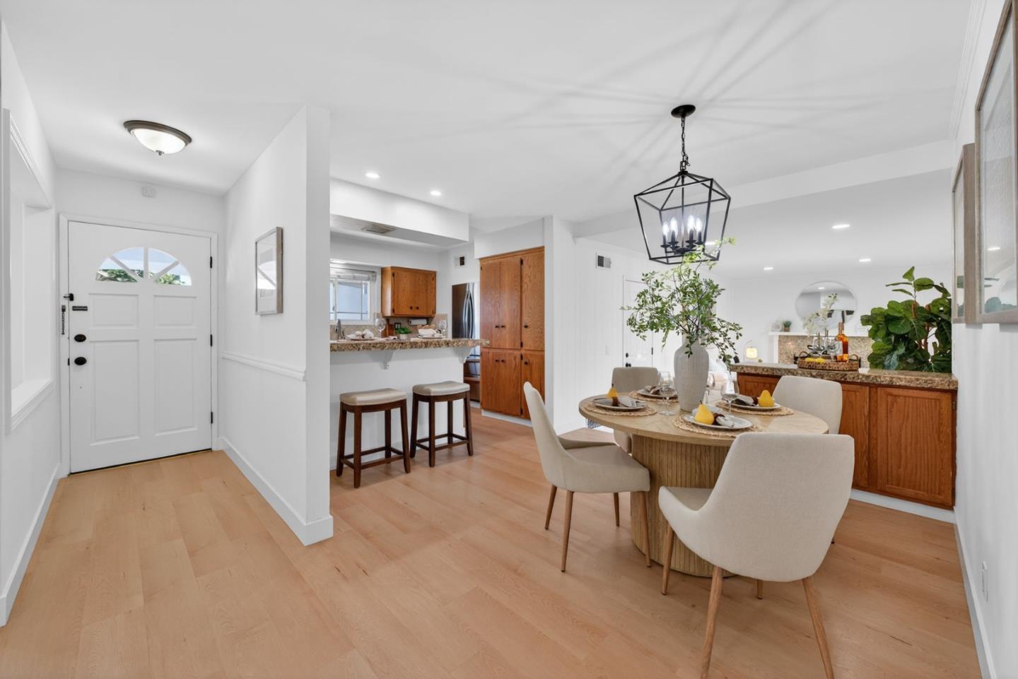 Detail Gallery Image 5 of 37 For 619 Pima Dr, San Jose,  CA 95123 - 3 Beds | 2 Baths