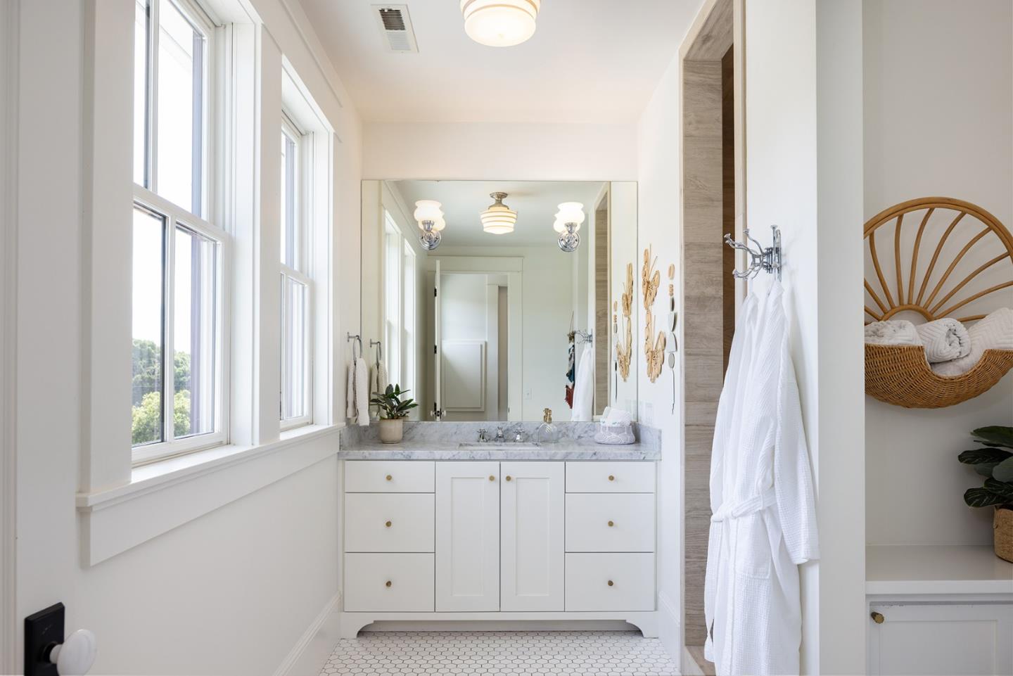 Detail Gallery Image 35 of 50 For 365 Race Horse Ln, Watsonville,  CA 95076 - 4 Beds | 3 Baths