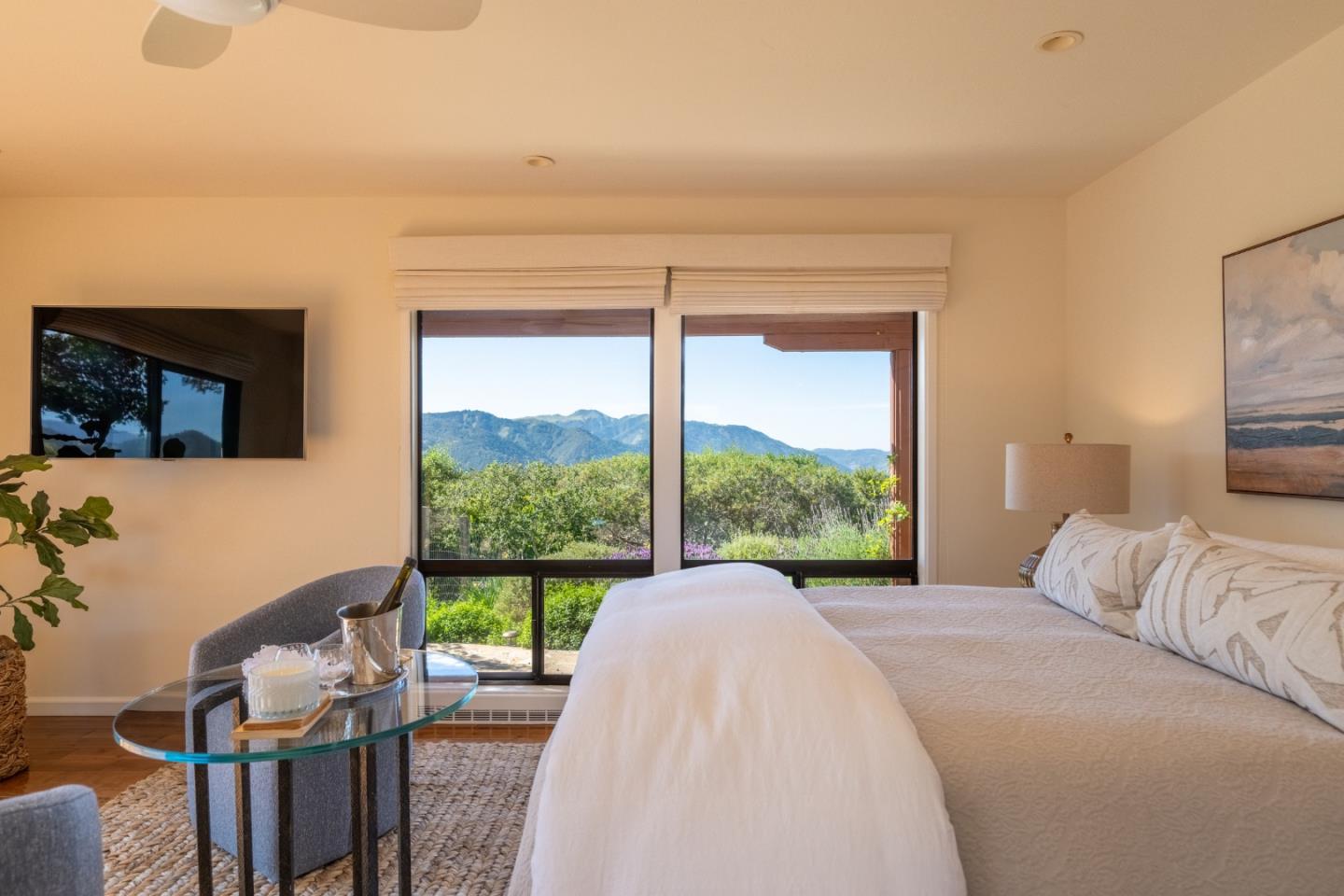 Detail Gallery Image 16 of 48 For 15475 via Los Tulares, Carmel Valley,  CA 93924 - 3 Beds | 3 Baths