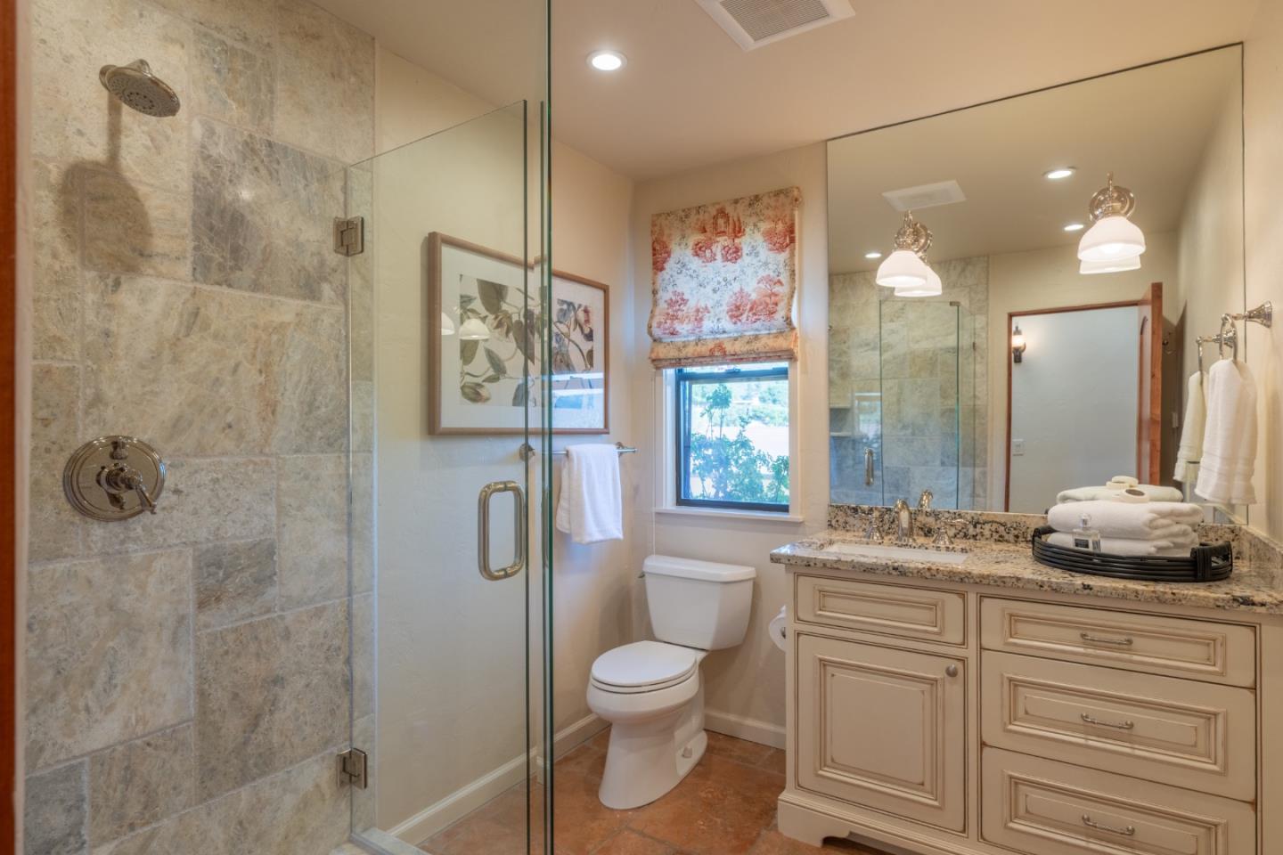 Detail Gallery Image 22 of 48 For 15475 via Los Tulares, Carmel Valley,  CA 93924 - 3 Beds | 3 Baths