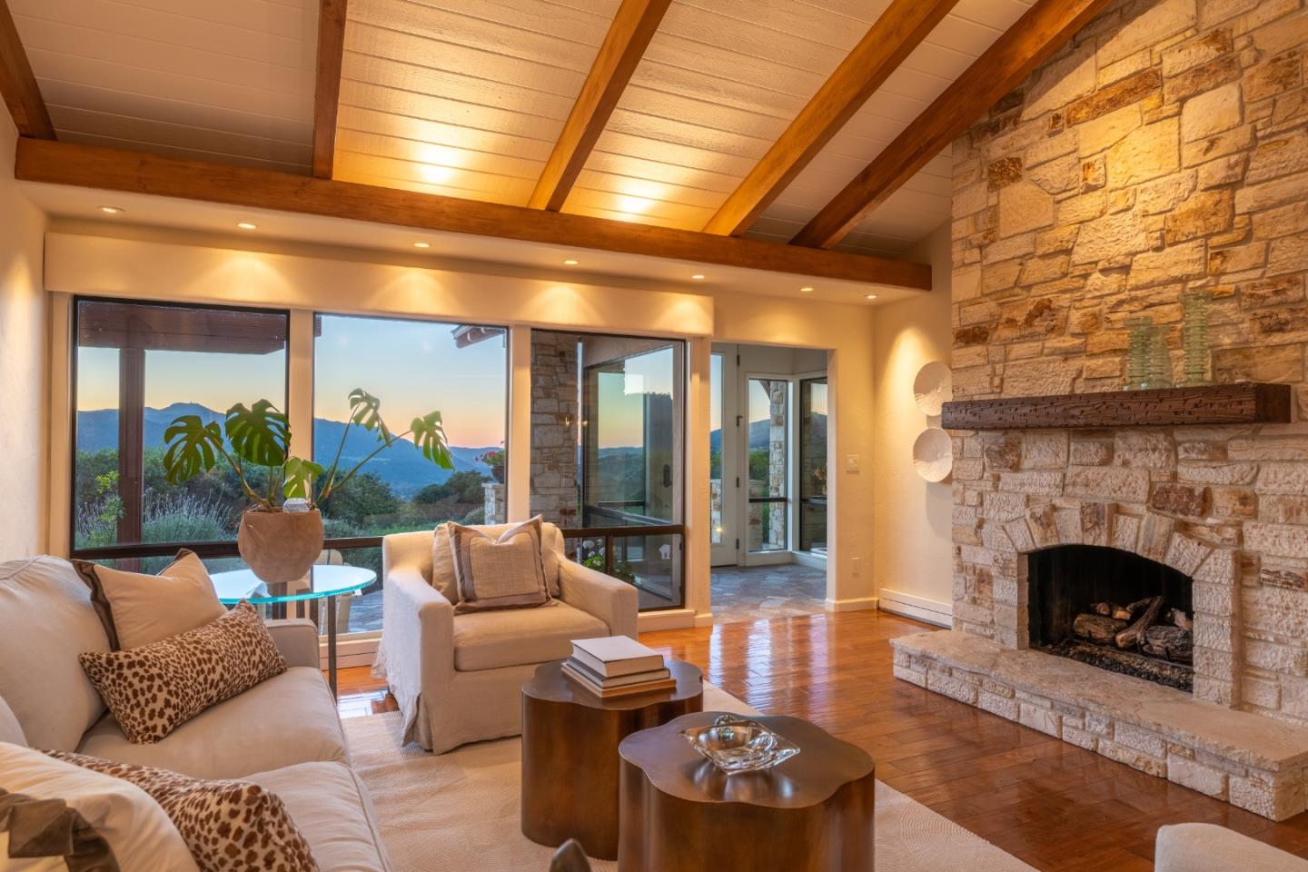 Detail Gallery Image 3 of 48 For 15475 via Los Tulares, Carmel Valley,  CA 93924 - 3 Beds | 3 Baths