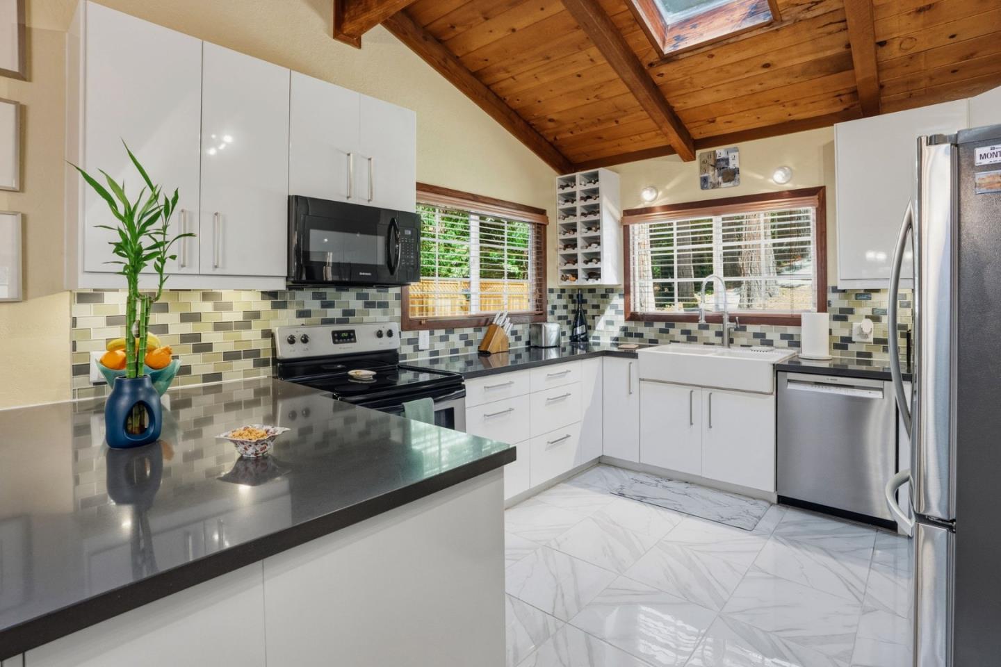 Detail Gallery Image 15 of 75 For 14161 Old Japanese Rd, Los Gatos,  CA 95033 - 3 Beds | 2/1 Baths