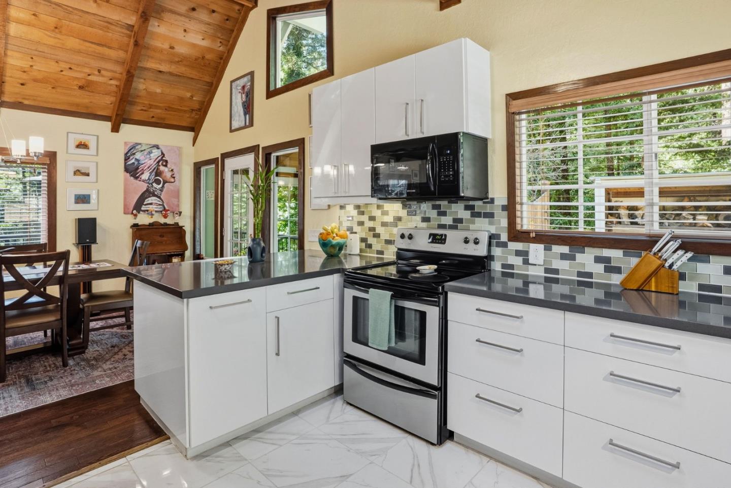 Detail Gallery Image 17 of 75 For 14161 Old Japanese Rd, Los Gatos,  CA 95033 - 3 Beds | 2/1 Baths