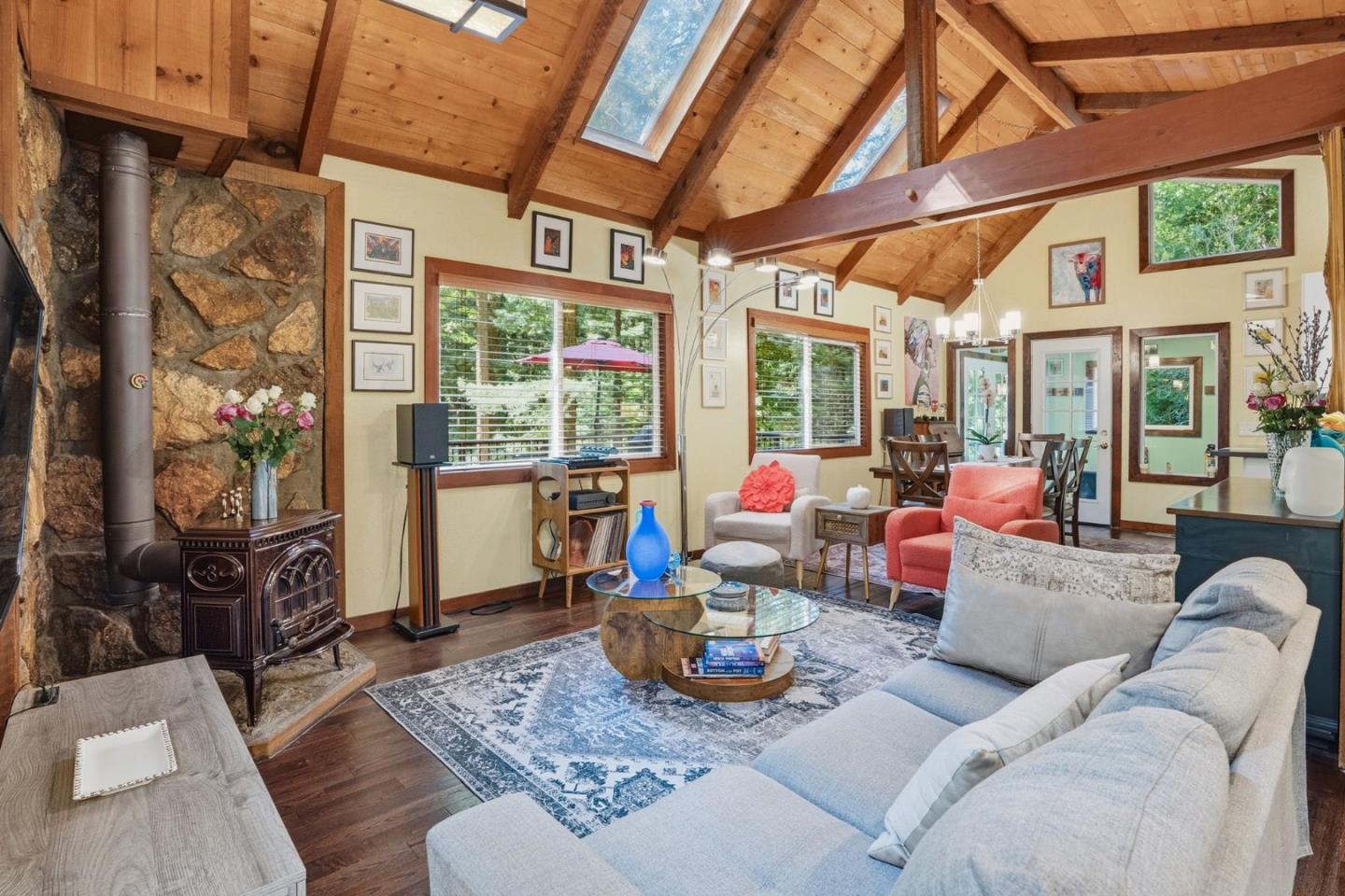 Detail Gallery Image 23 of 75 For 14161 Old Japanese Rd, Los Gatos,  CA 95033 - 3 Beds | 2/1 Baths