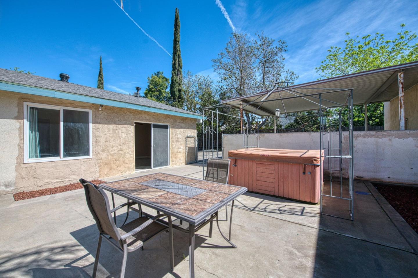 Detail Gallery Image 16 of 40 For 4355 W Shields Ave, Fresno,  CA 93722 - 3 Beds | 2 Baths