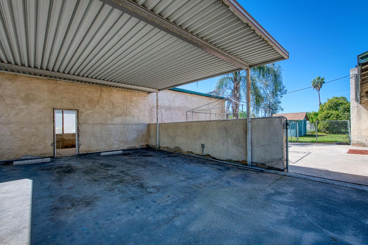 Detail Gallery Image 6 of 40 For 4355 W Shields Ave, Fresno,  CA 93722 - 3 Beds | 2 Baths