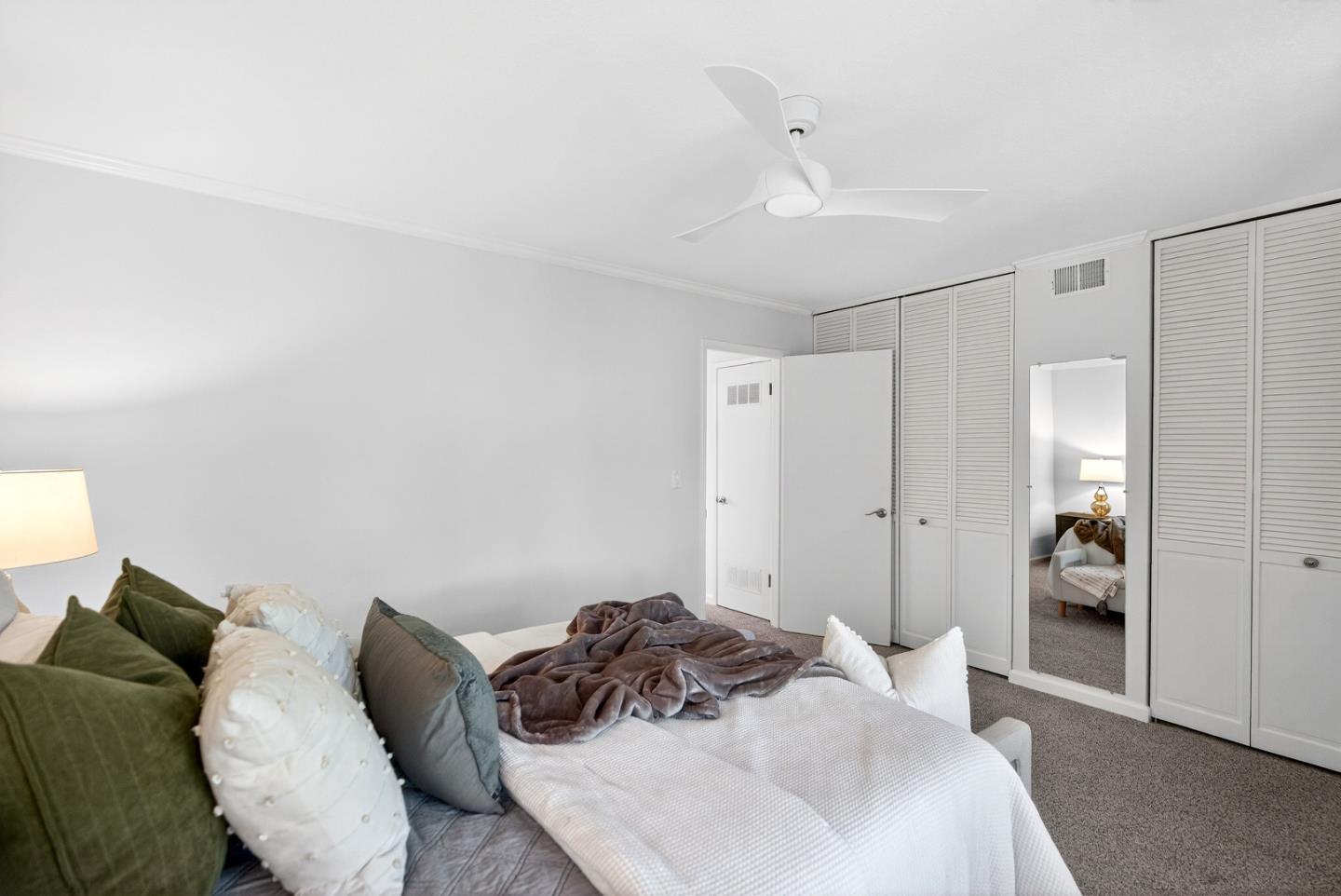 Detail Gallery Image 15 of 25 For 125 Connemara Way #130,  Sunnyvale,  CA 94087 - 2 Beds | 1/1 Baths