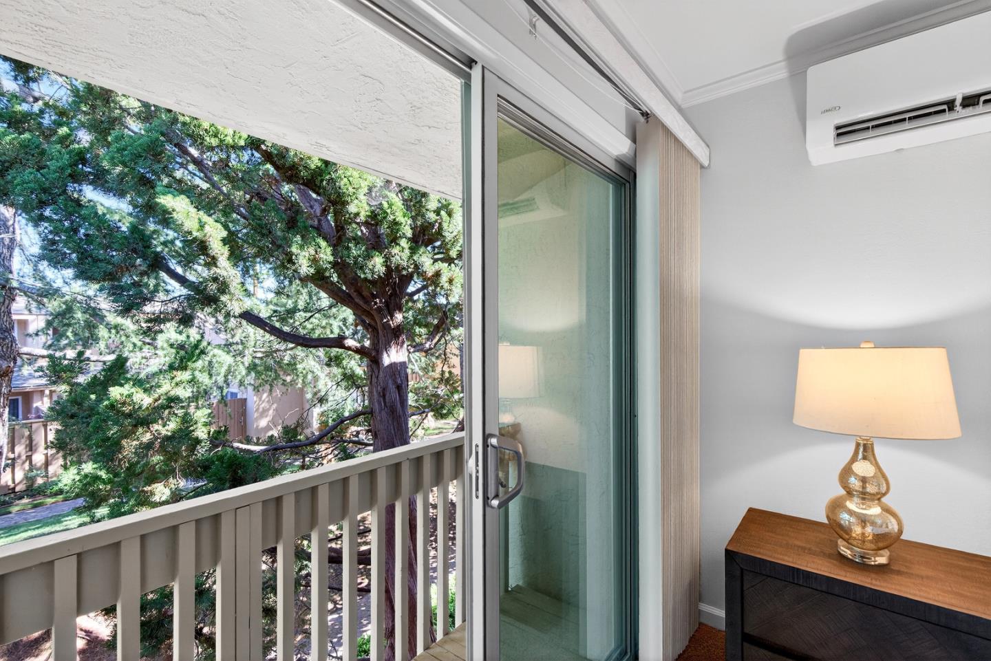 Detail Gallery Image 16 of 25 For 125 Connemara Way #130,  Sunnyvale,  CA 94087 - 2 Beds | 1/1 Baths