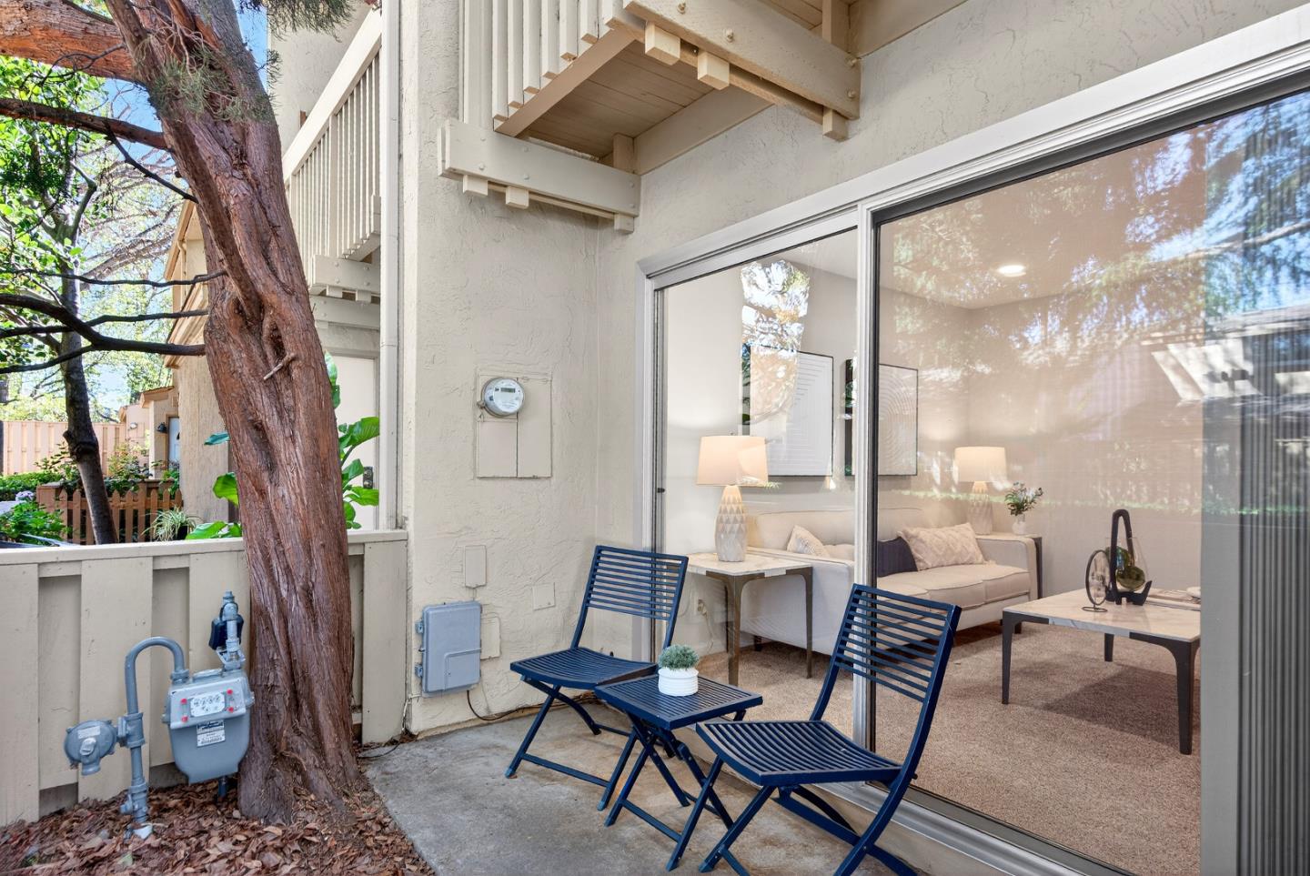 Detail Gallery Image 2 of 25 For 125 Connemara Way #130,  Sunnyvale,  CA 94087 - 2 Beds | 1/1 Baths