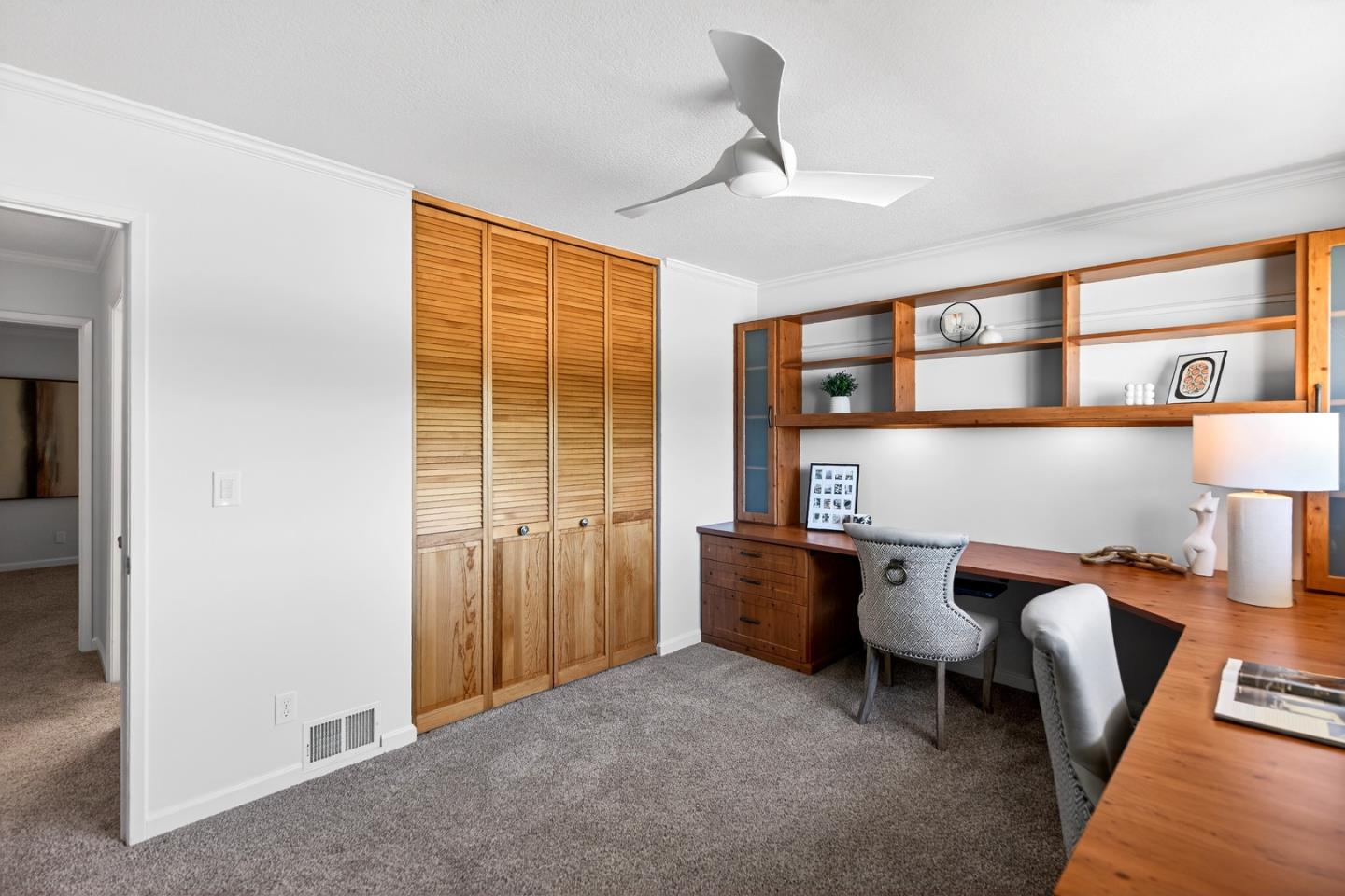 Detail Gallery Image 21 of 25 For 125 Connemara Way #130,  Sunnyvale,  CA 94087 - 2 Beds | 1/1 Baths