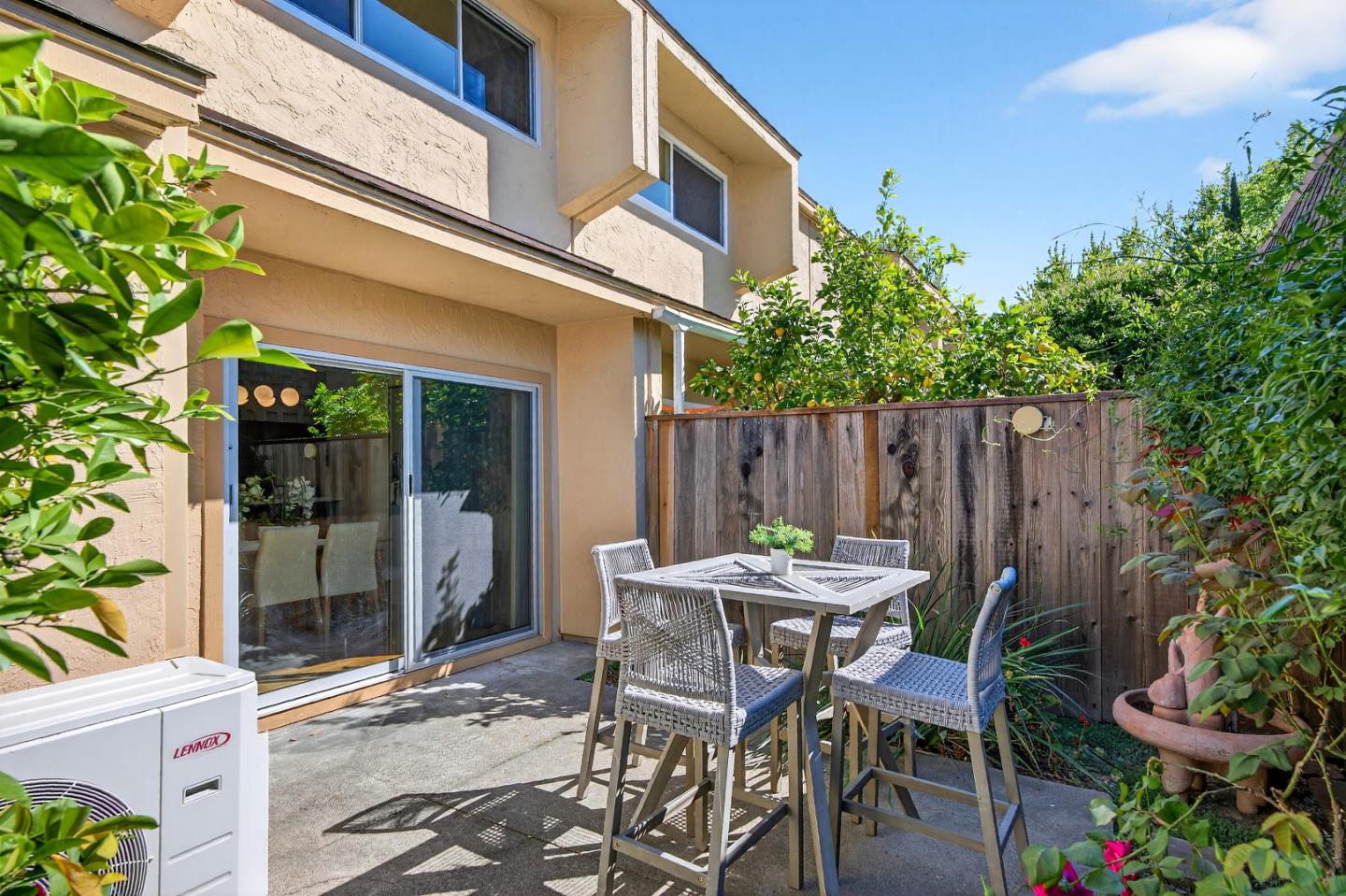 Detail Gallery Image 22 of 25 For 125 Connemara Way #130,  Sunnyvale,  CA 94087 - 2 Beds | 1/1 Baths