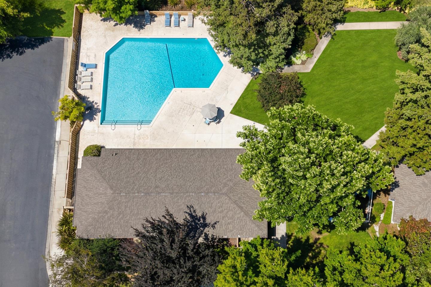 Detail Gallery Image 25 of 25 For 125 Connemara Way #130,  Sunnyvale,  CA 94087 - 2 Beds | 1/1 Baths