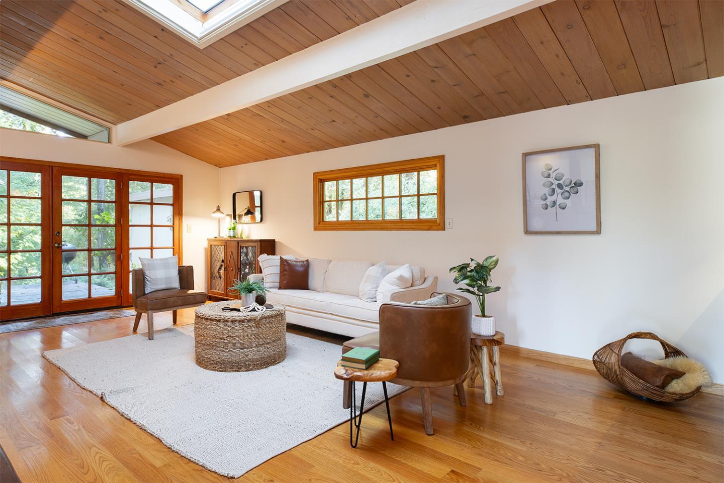 Detail Gallery Image 2 of 36 For 951 Jenny Way, Felton,  CA 95018 - 3 Beds | 3 Baths