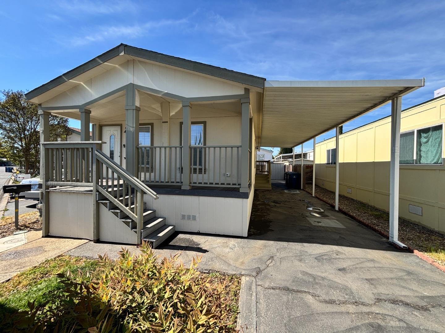 Detail Gallery Image 2 of 29 For 290 Sunny Hills Dr #290,  Rancho Cordova,  CA 95670 - 2 Beds | 2 Baths