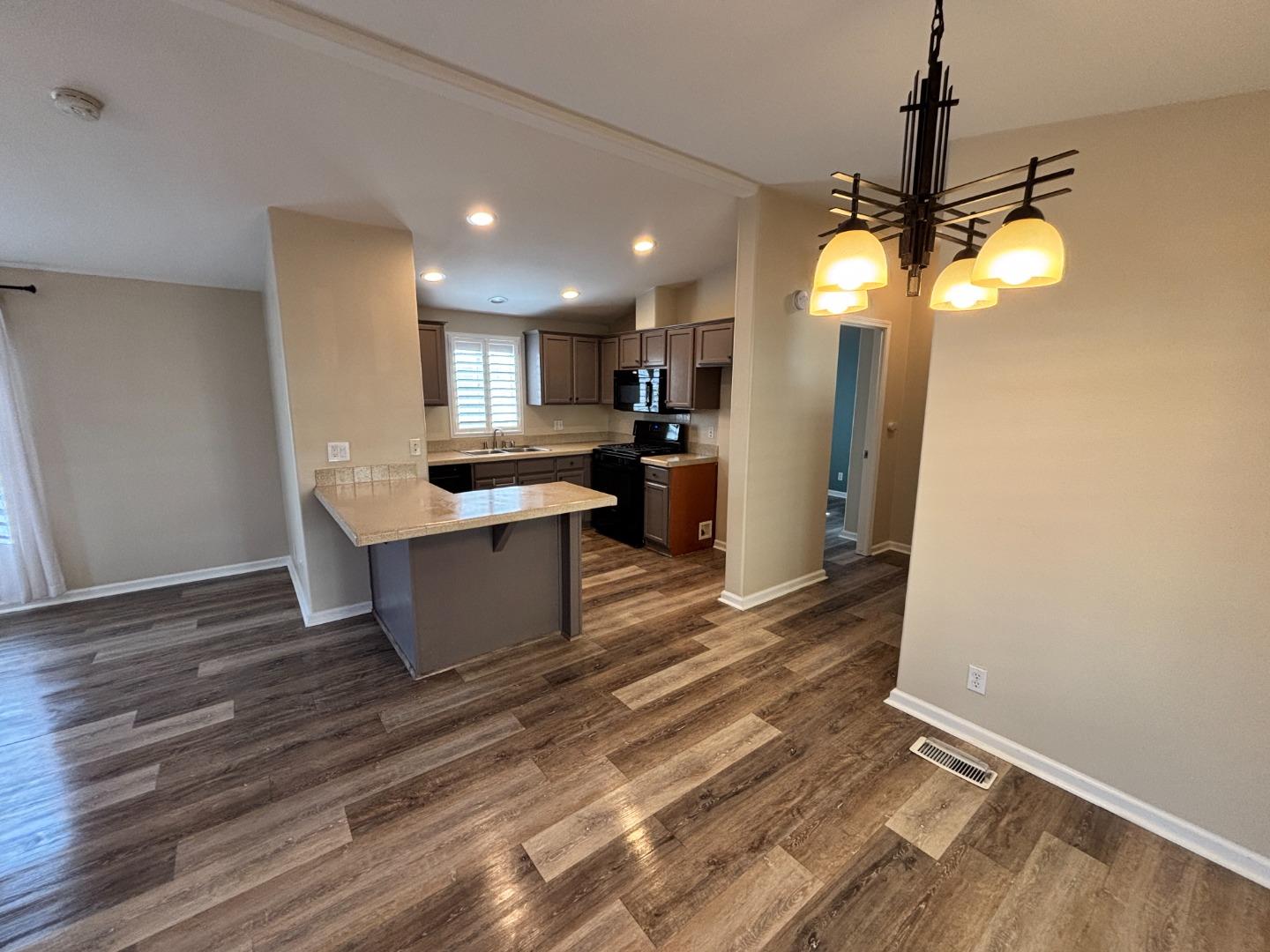 Detail Gallery Image 21 of 29 For 290 Sunny Hills Dr #290,  Rancho Cordova,  CA 95670 - 2 Beds | 2 Baths