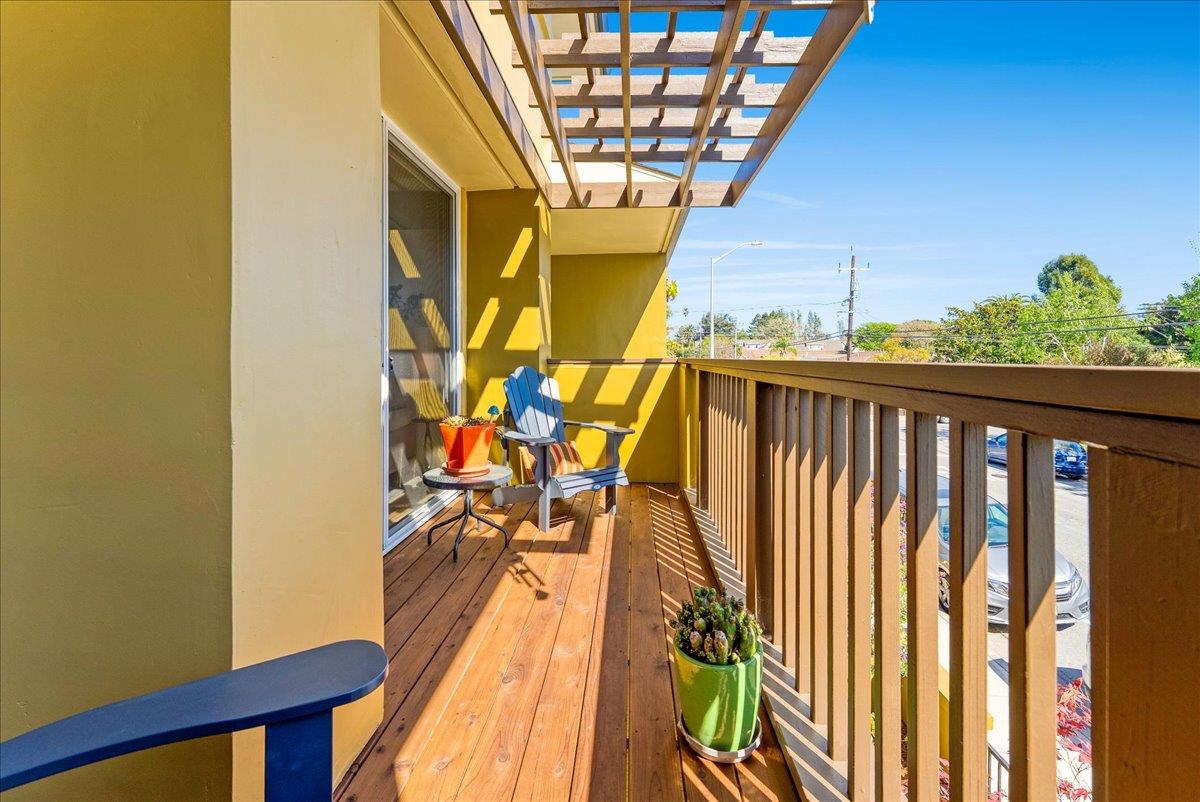 Detail Gallery Image 20 of 42 For 117 Gault St #B,  Santa Cruz,  CA 95062 - 2 Beds | 2 Baths