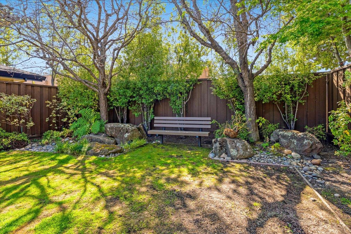 Detail Gallery Image 33 of 42 For 117 Gault St #B,  Santa Cruz,  CA 95062 - 2 Beds | 2 Baths