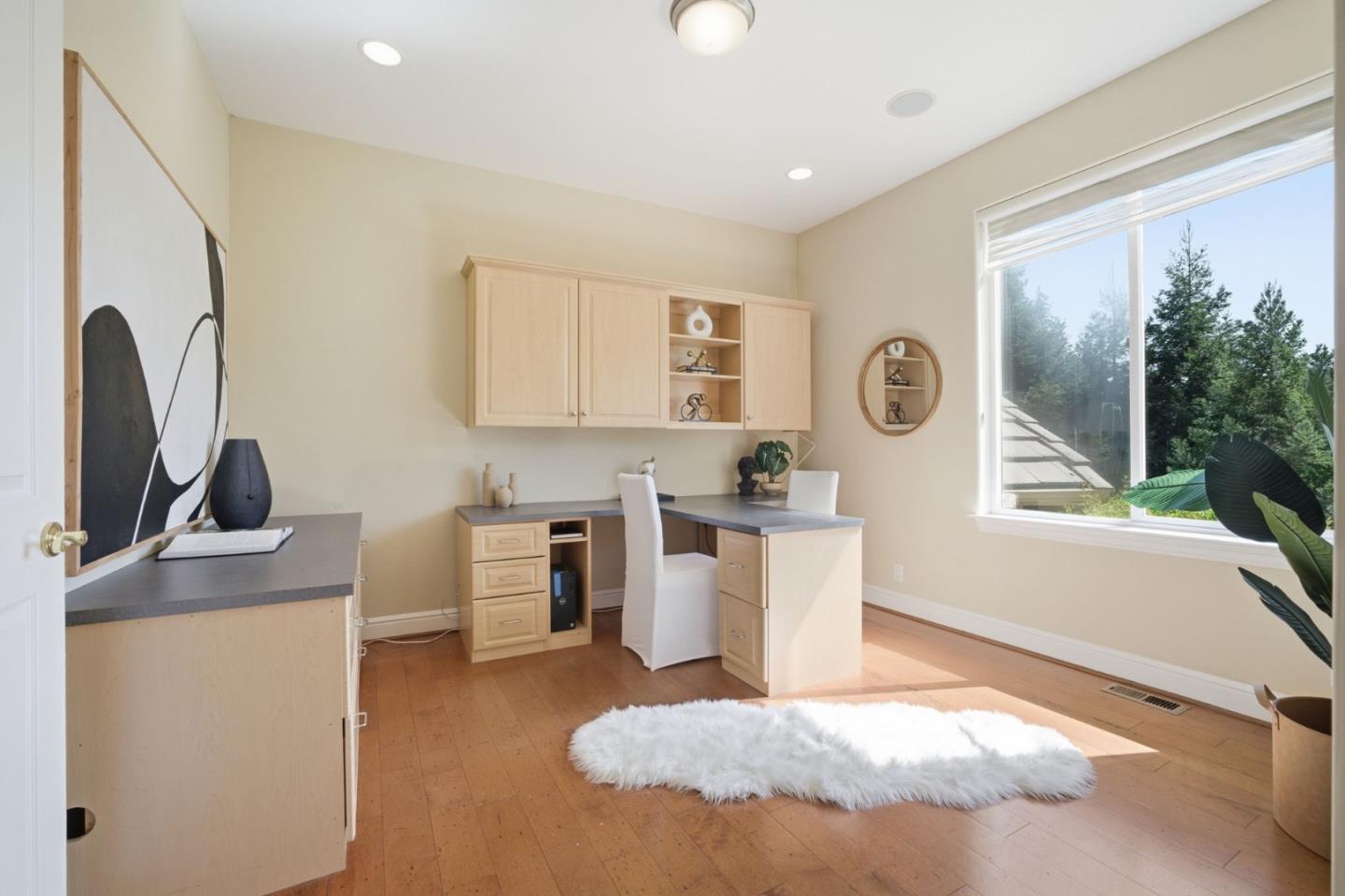 Detail Gallery Image 22 of 77 For 2075 Mantelli Dr, Gilroy,  CA 95020 - 6 Beds | 4 Baths