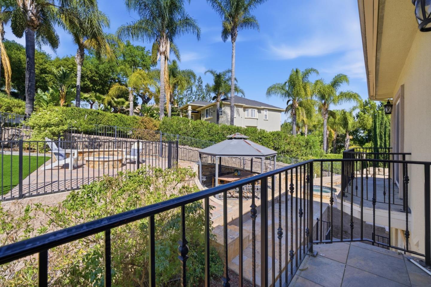 Detail Gallery Image 61 of 77 For 2075 Mantelli Dr, Gilroy,  CA 95020 - 6 Beds | 4 Baths