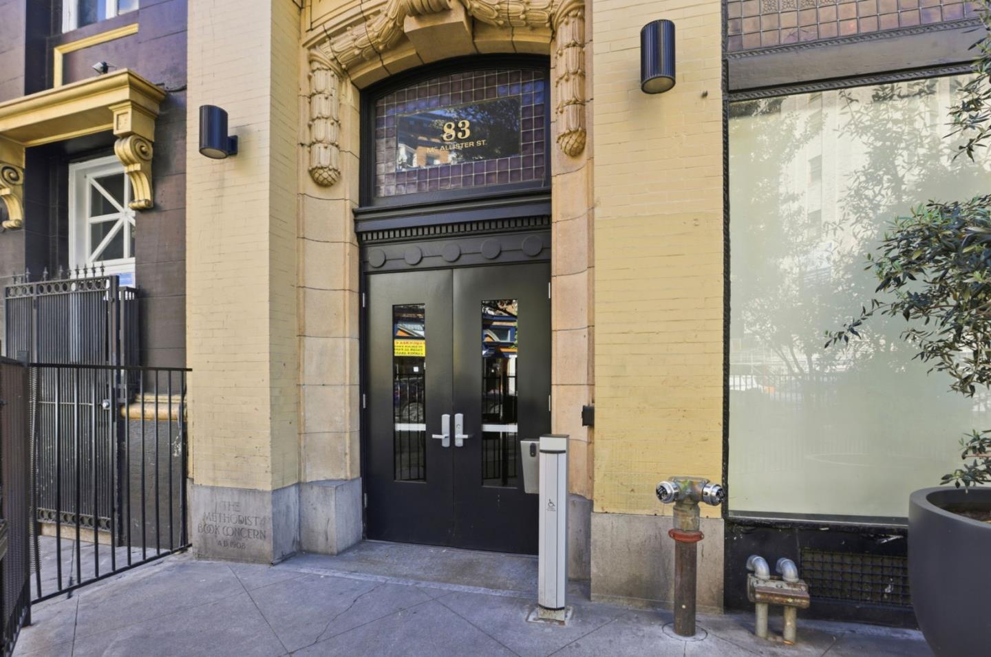 Detail Gallery Image 2 of 46 For 83 Mcallister St #302,  San Francisco,  CA 94102 - 0 Beds | 1 Baths