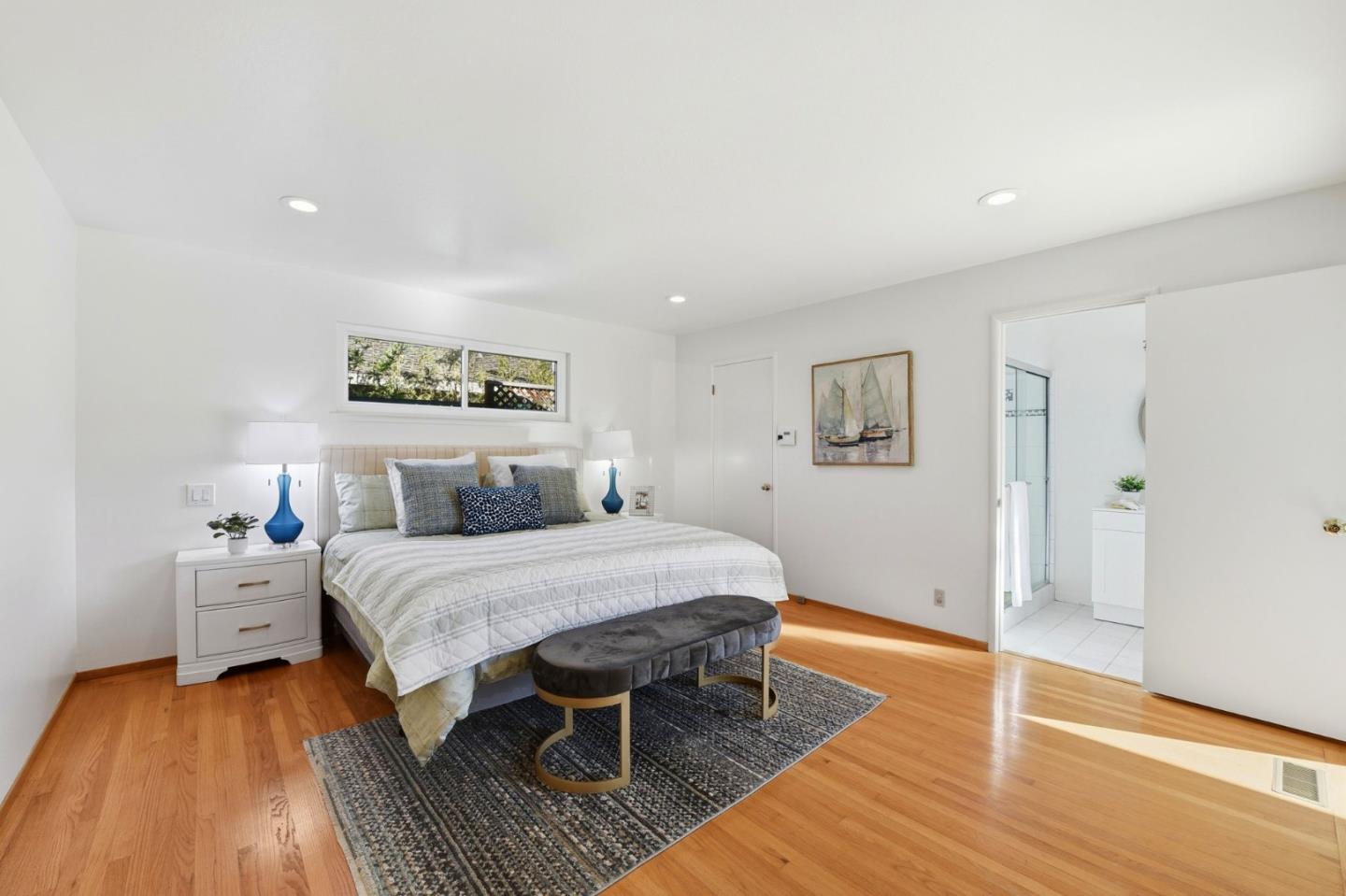 Detail Gallery Image 21 of 52 For 574 Carrick Ct, Sunnyvale,  CA 94087 - 3 Beds | 2 Baths