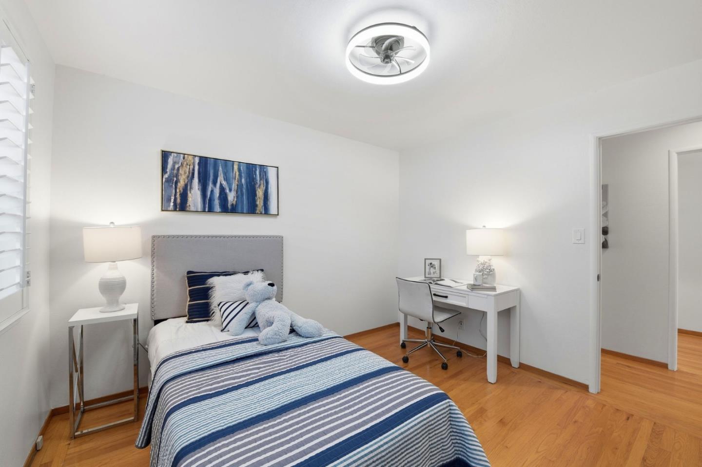 Detail Gallery Image 27 of 52 For 574 Carrick Ct, Sunnyvale,  CA 94087 - 3 Beds | 2 Baths