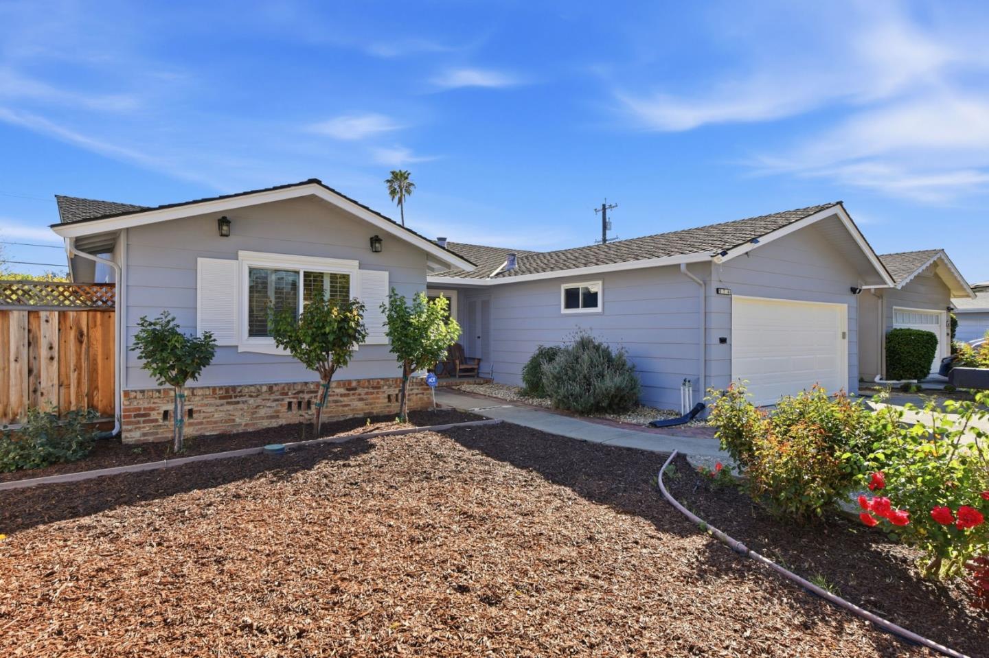 Detail Gallery Image 3 of 52 For 574 Carrick Ct, Sunnyvale,  CA 94087 - 3 Beds | 2 Baths