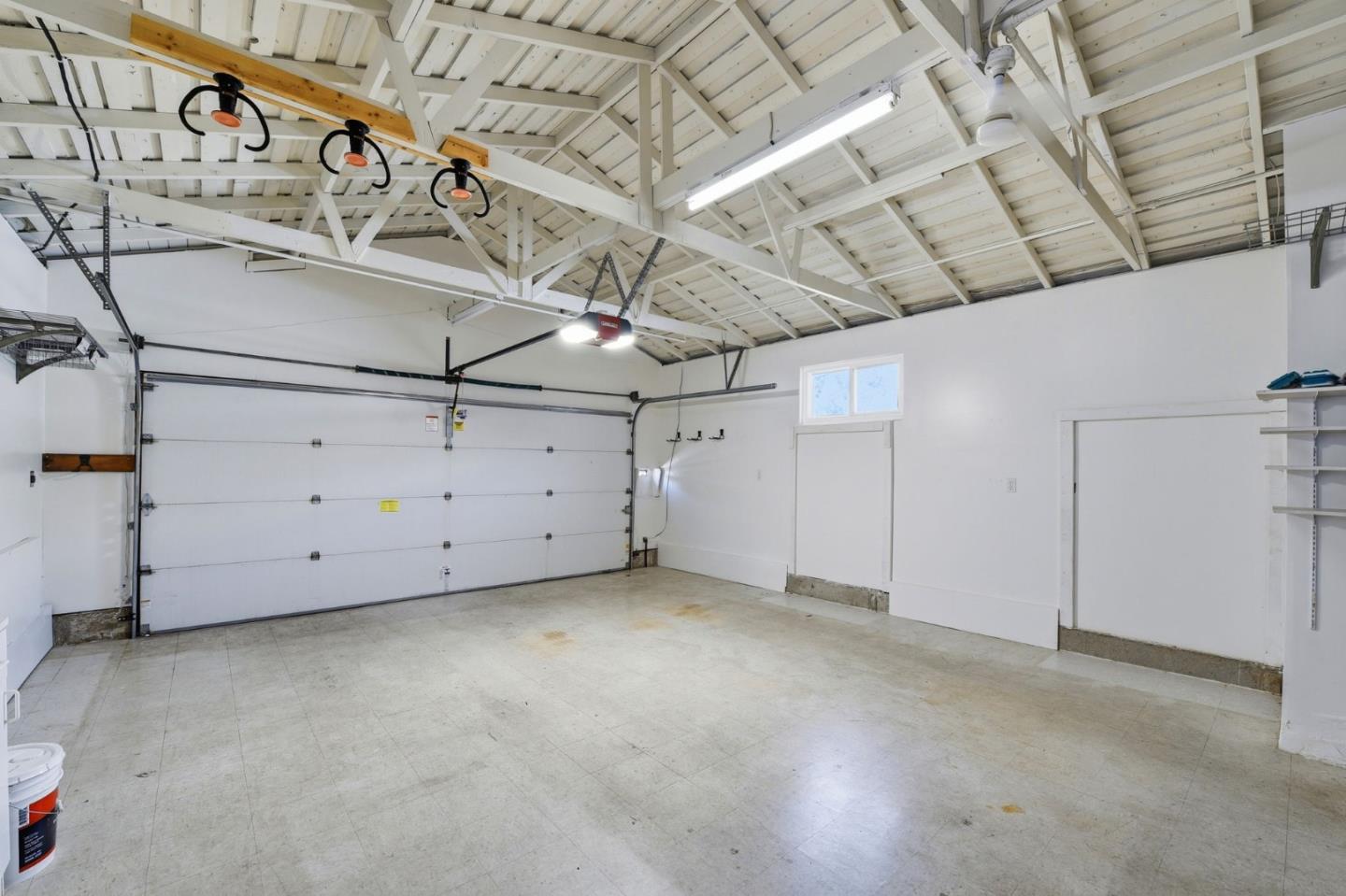 Detail Gallery Image 31 of 52 For 574 Carrick Ct, Sunnyvale,  CA 94087 - 3 Beds | 2 Baths