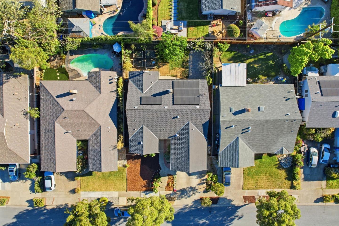 Detail Gallery Image 45 of 52 For 574 Carrick Ct, Sunnyvale,  CA 94087 - 3 Beds | 2 Baths