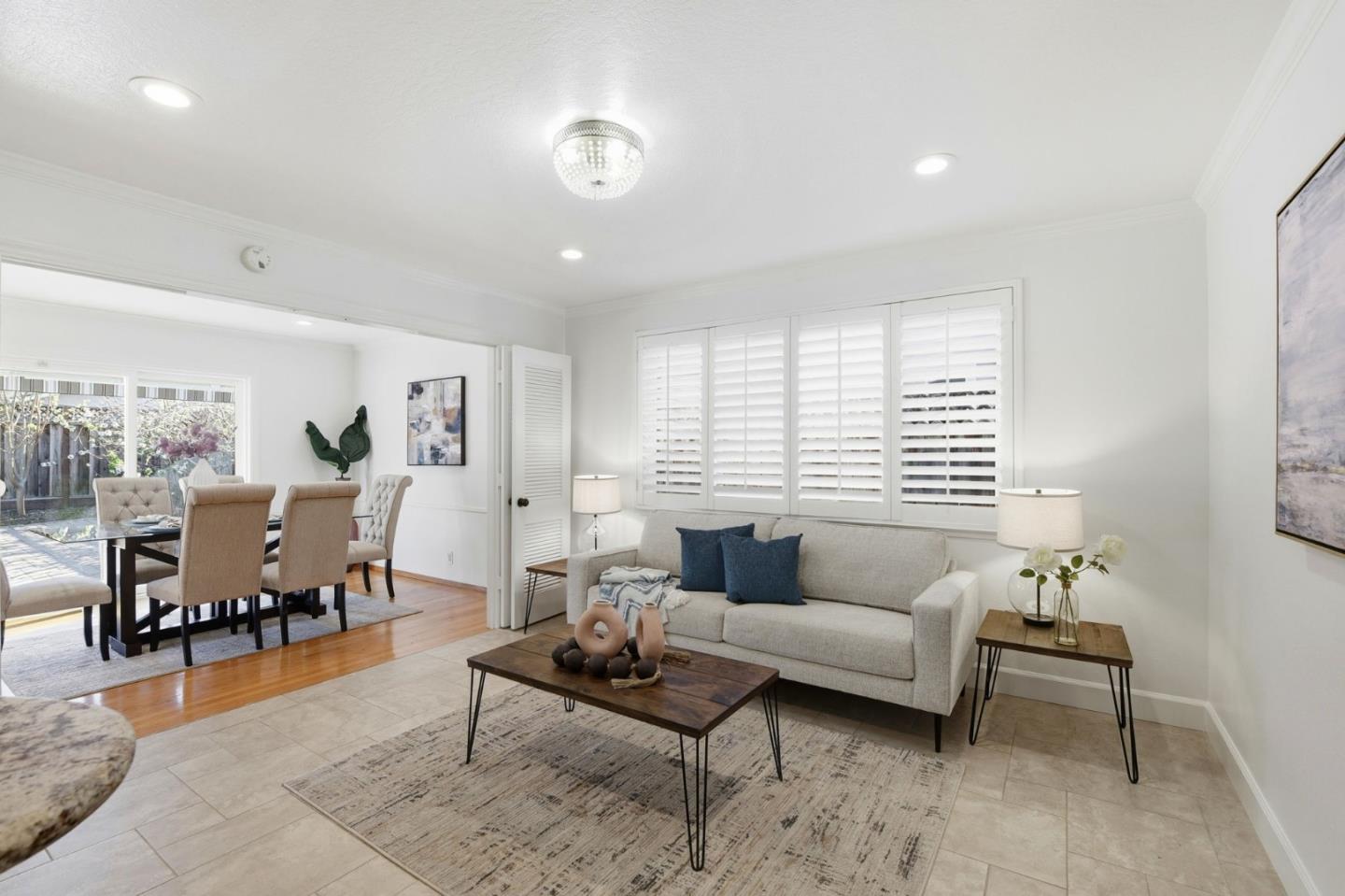 Detail Gallery Image 9 of 52 For 574 Carrick Ct, Sunnyvale,  CA 94087 - 3 Beds | 2 Baths