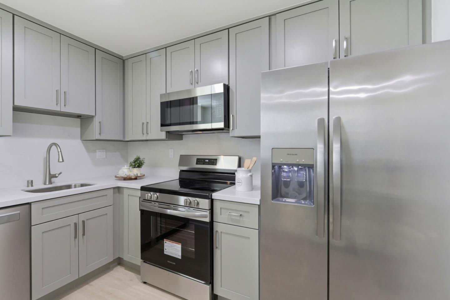 334 DUNSMUIR TER 3, SUNNYVALE, CA 94085  Photo 15