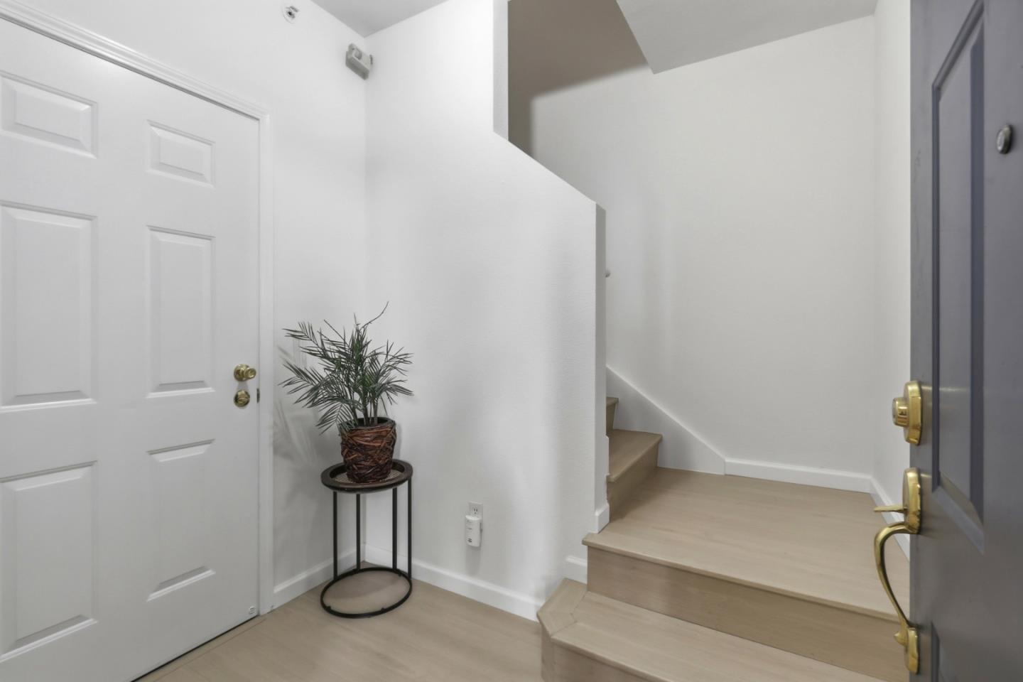 334 DUNSMUIR TER 3, SUNNYVALE, CA 94085  Photo 5