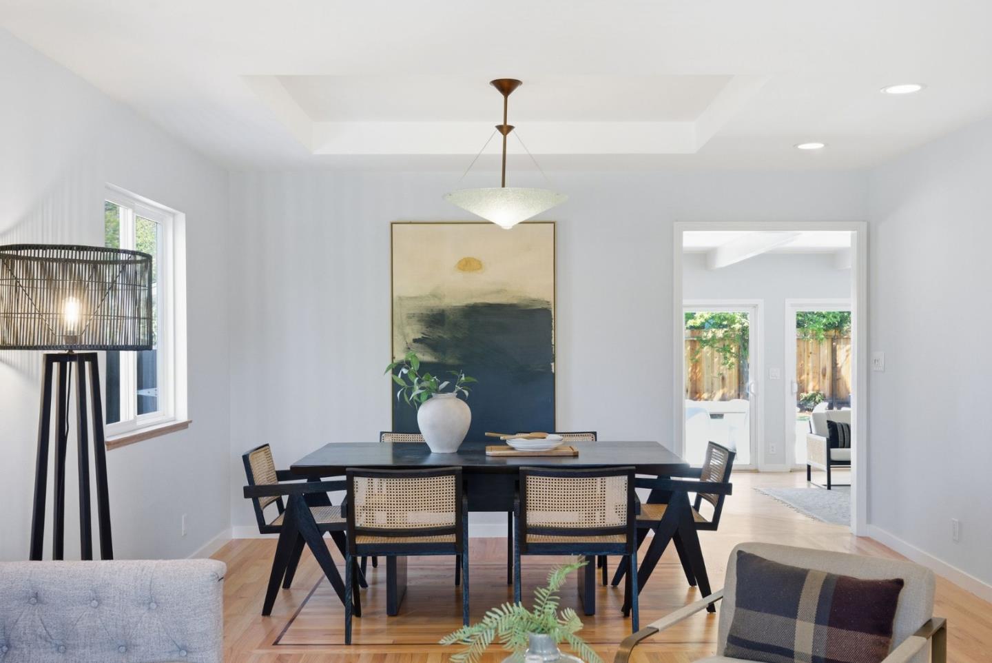 Detail Gallery Image 10 of 52 For 1346 Selo Dr, Sunnyvale,  CA 94087 - 3 Beds | 2 Baths