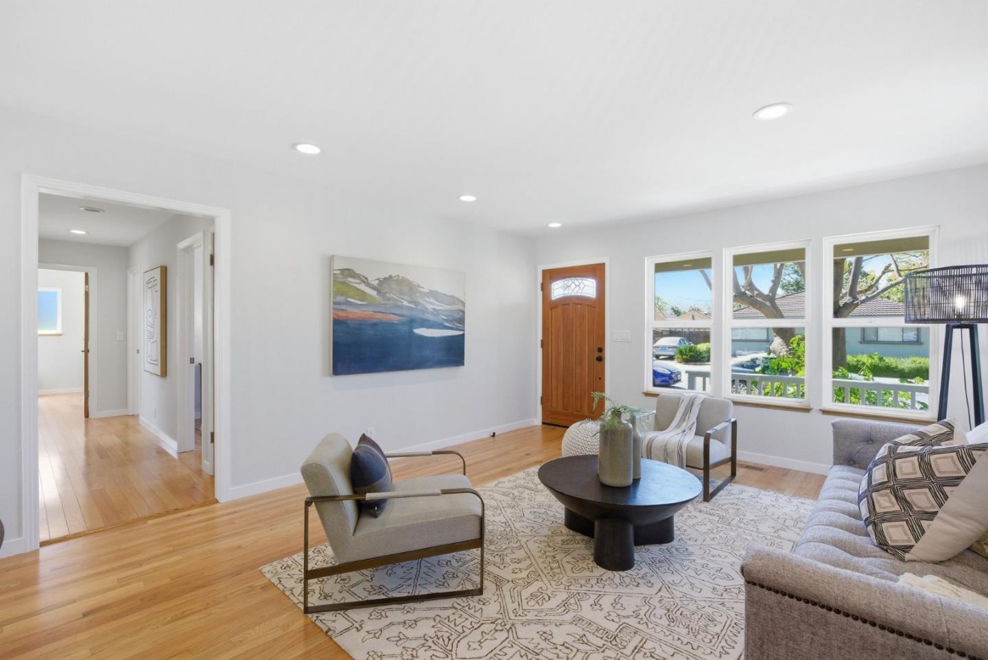 Detail Gallery Image 13 of 52 For 1346 Selo Dr, Sunnyvale,  CA 94087 - 3 Beds | 2 Baths