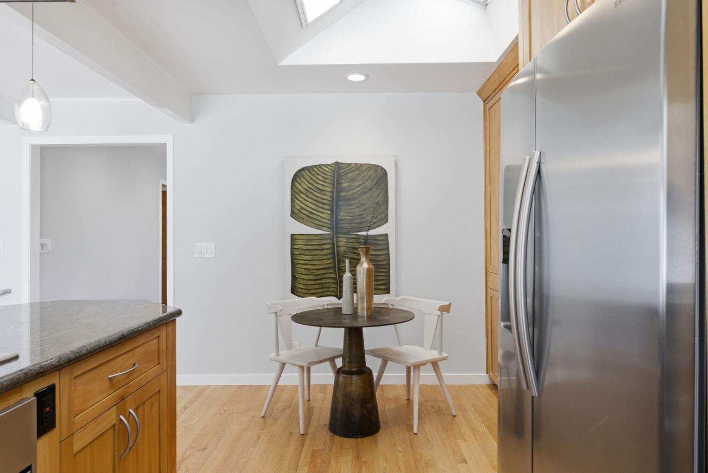 Detail Gallery Image 22 of 52 For 1346 Selo Dr, Sunnyvale,  CA 94087 - 3 Beds | 2 Baths