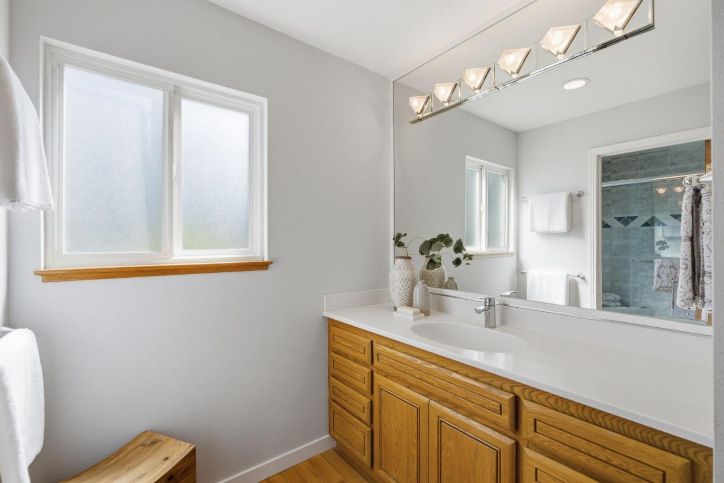 Detail Gallery Image 38 of 52 For 1346 Selo Dr, Sunnyvale,  CA 94087 - 3 Beds | 2 Baths