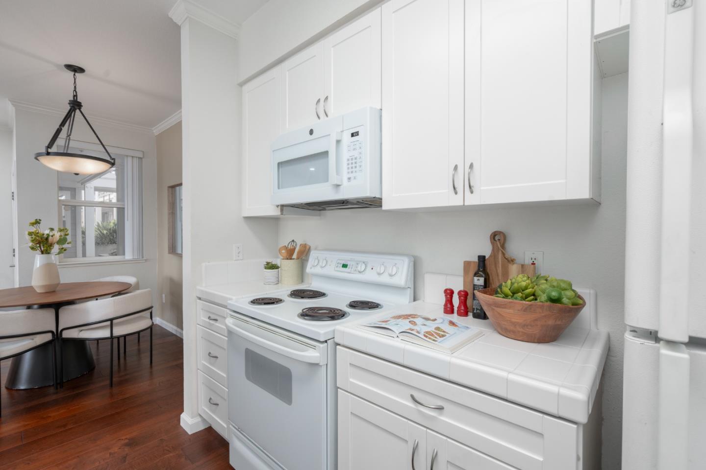 Detail Gallery Image 10 of 39 For 1982 W Bayshore Rd #217,  East Palo Alto,  CA 94303 - 2 Beds | 2 Baths