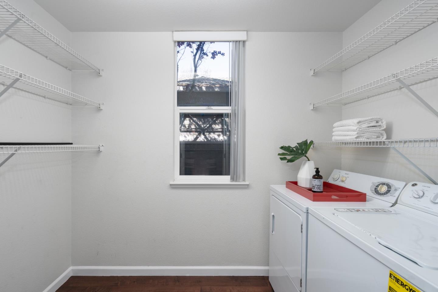 Detail Gallery Image 15 of 39 For 1982 W Bayshore Rd #217,  East Palo Alto,  CA 94303 - 2 Beds | 2 Baths