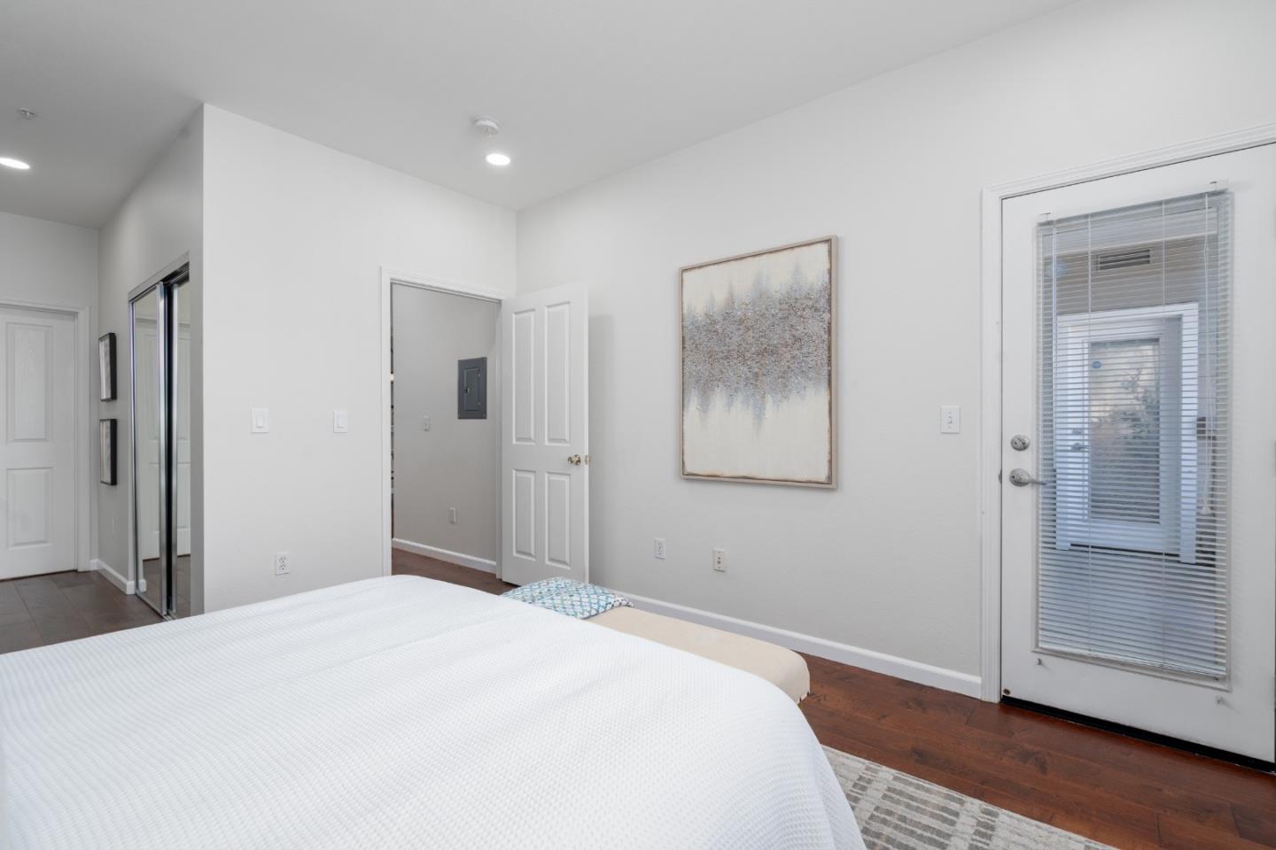 Detail Gallery Image 24 of 39 For 1982 W Bayshore Rd #217,  East Palo Alto,  CA 94303 - 2 Beds | 2 Baths