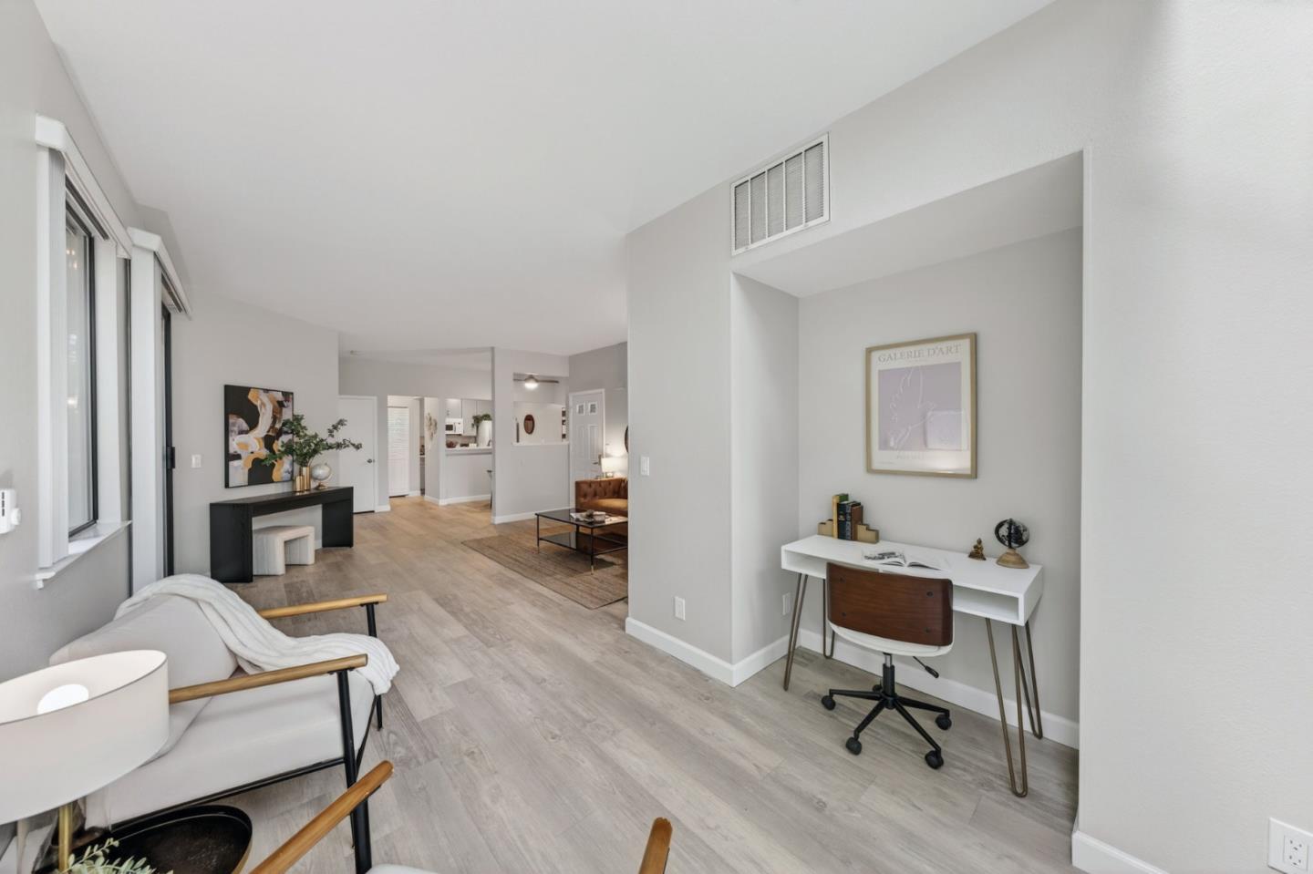 Detail Gallery Image 10 of 39 For 1187 Foxchase Dr, San Jose,  CA 95123 - 1 Beds | 1 Baths