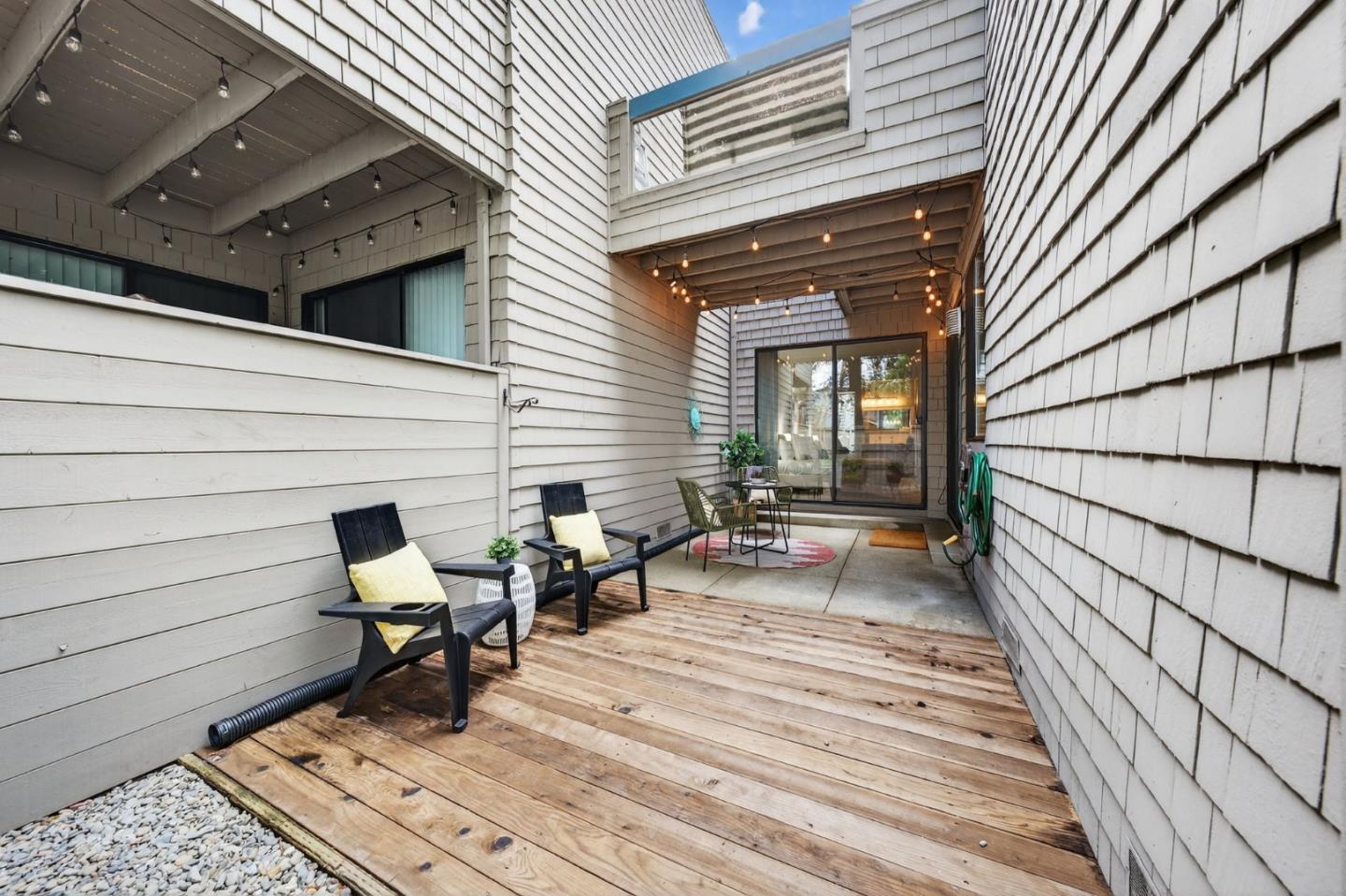 Detail Gallery Image 26 of 39 For 1187 Foxchase Dr, San Jose,  CA 95123 - 1 Beds | 1 Baths