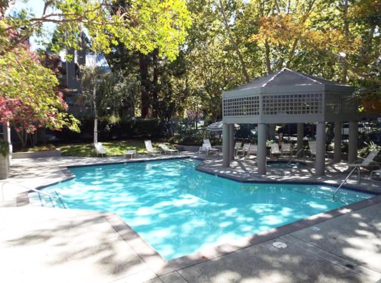 Detail Gallery Image 32 of 39 For 1187 Foxchase Dr, San Jose,  CA 95123 - 1 Beds | 1 Baths